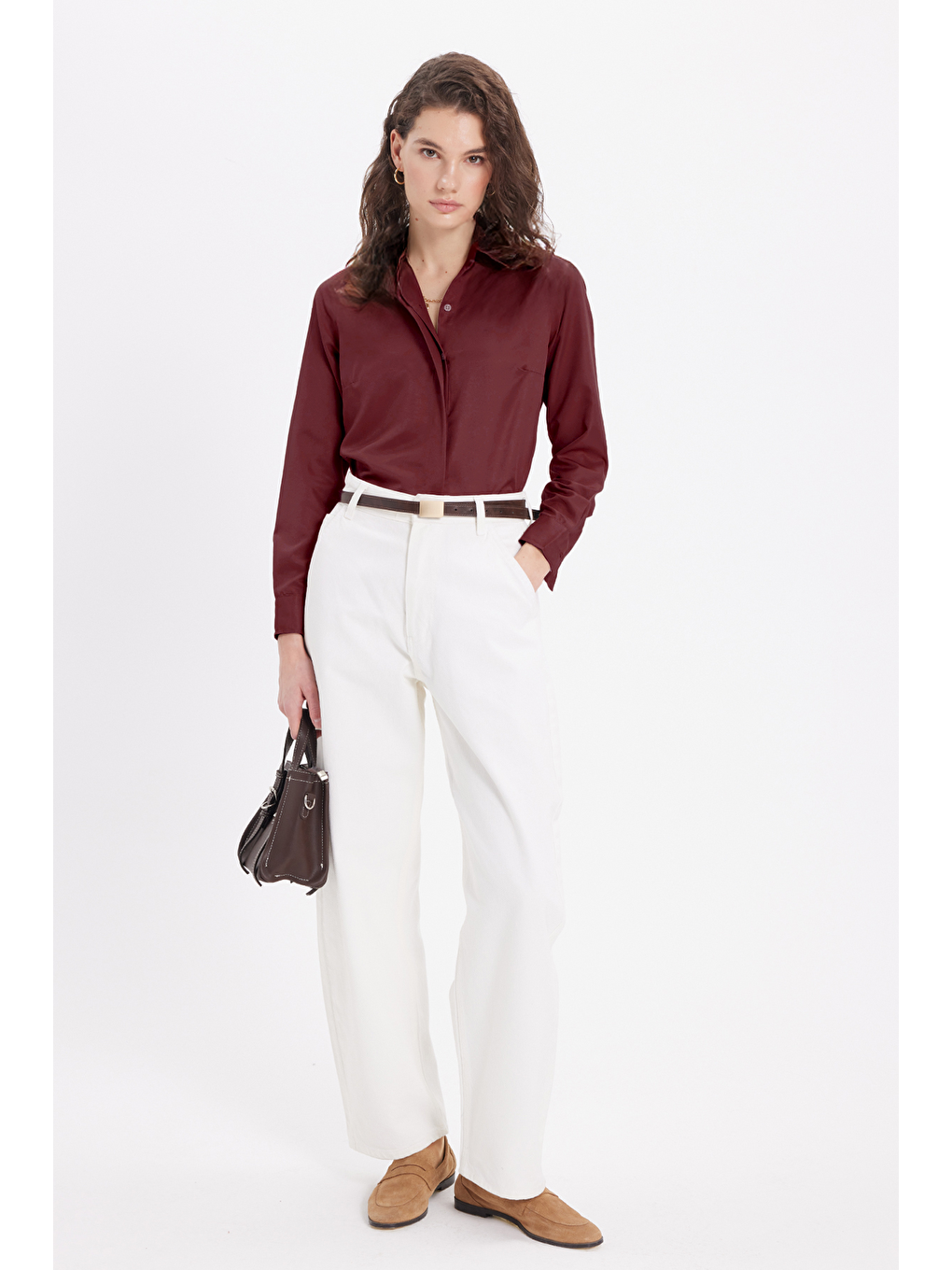 Kadın Slim Fit Dar Kesim Vucüda Oturan Uzun Kollu Gizli Düğme Detaylı Bordo Basic Gömlek-1