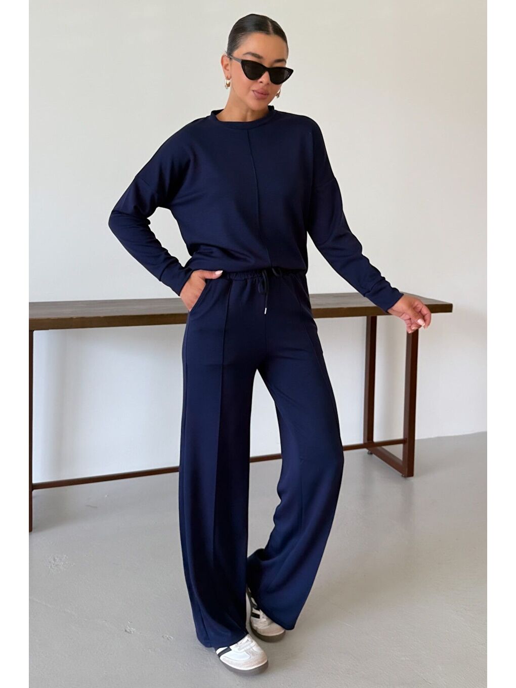 Kadın Lacivert Düz Biye Detay Bisiklet Yaka Modal Kumaş Alt-Üst Eşofman Takımı