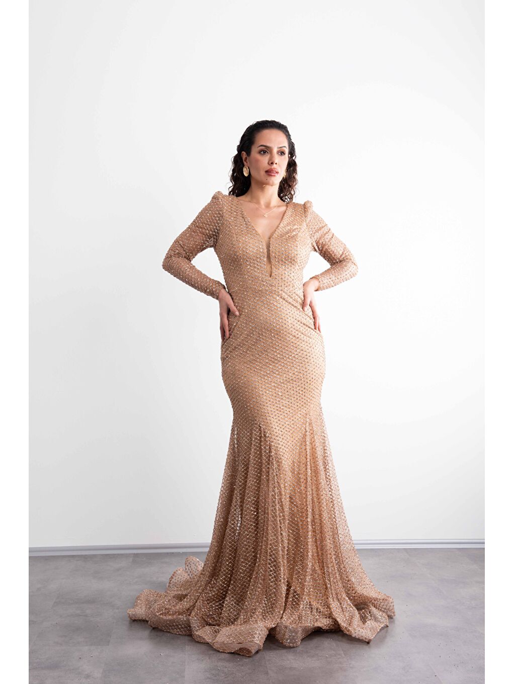 Sarı Transparan Kollu,V Yaka,Taş Baskılı, Balık Model, Kuyruklu ,Şık Abiye-6