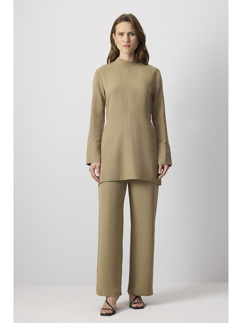 Haki Belden Bağlamalı Doğal Dokulu Takım