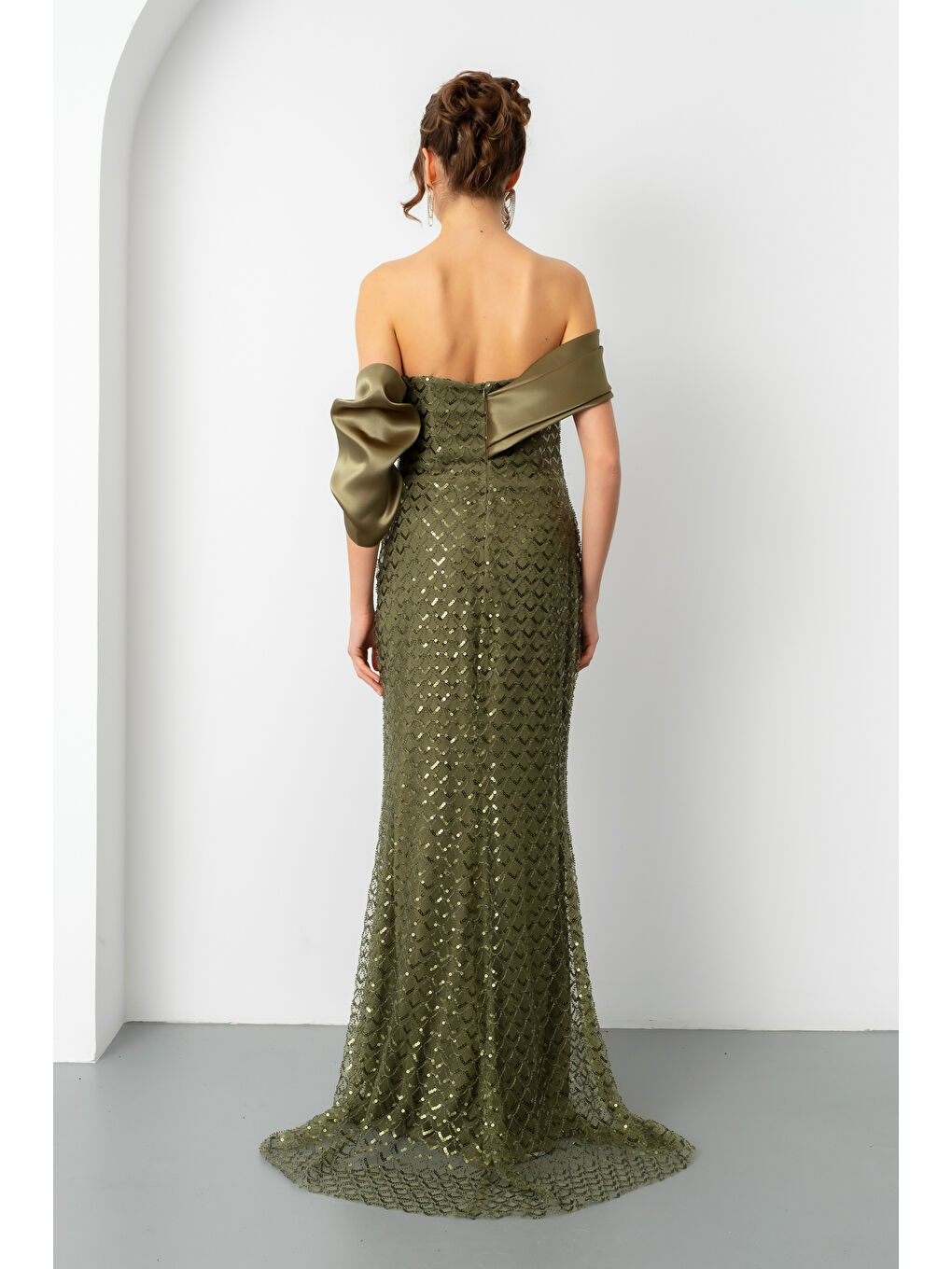 Kadın Haki Yaka Detay Boncuklu Uzun Abiye Elbise-5