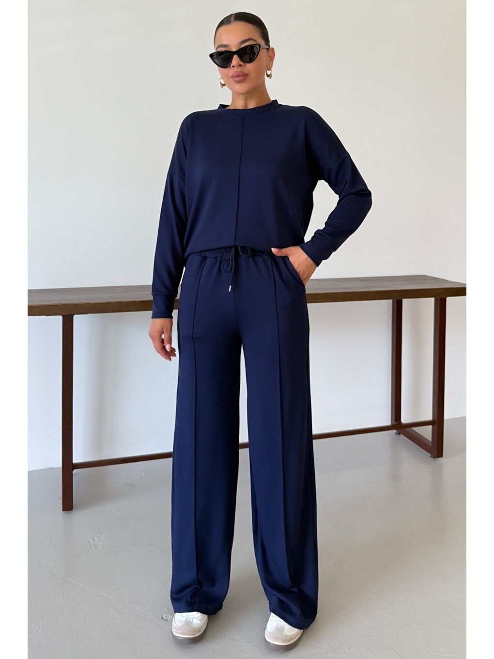 Kadın Lacivert Düz Biye Detay Bisiklet Yaka Modal Kumaş Alt-Üst Eşofman Takımı-1