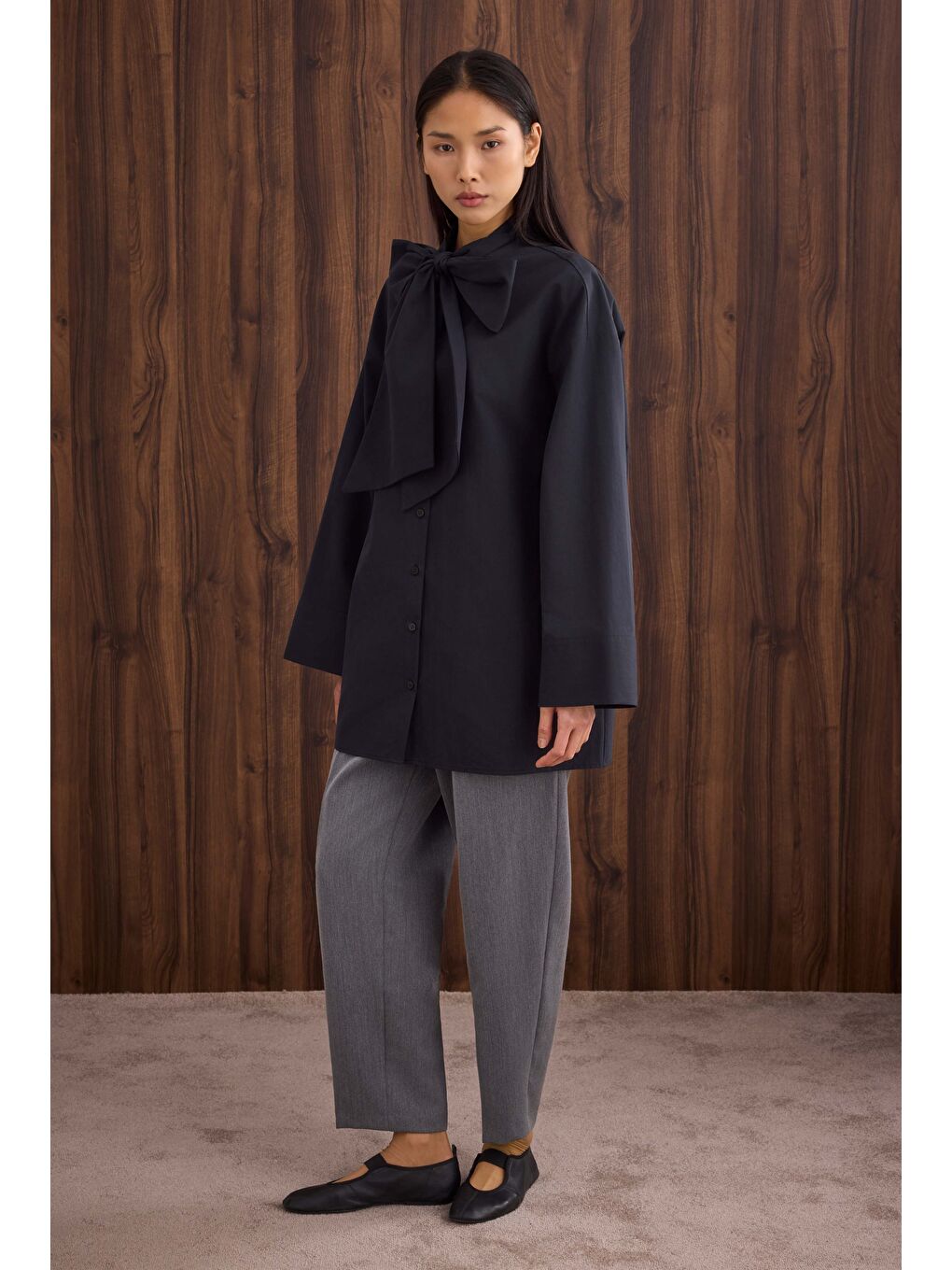 Fiyonk Detaylı Gömlek Siyah-2