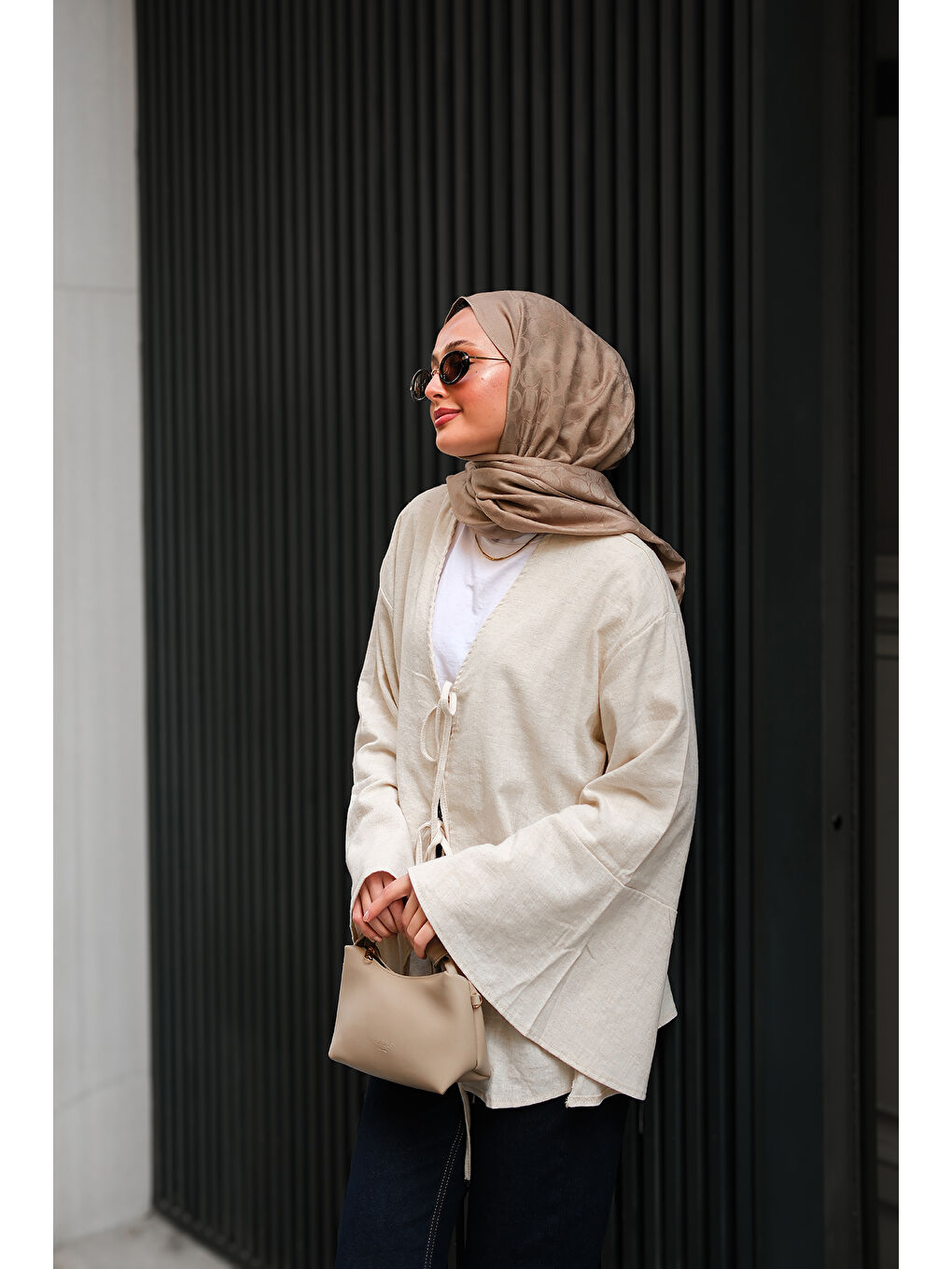 Ekru Kadın Bağlamalı Keten Gömlek Krem-1