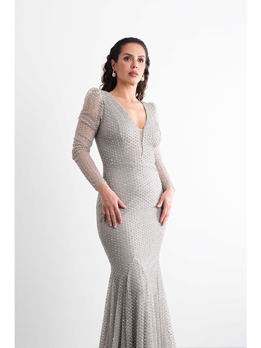 Gri Transparan Kollu,V Yaka,Taş Baskılı, Balık Model, Kuyruklu ,Şık Abiye-3