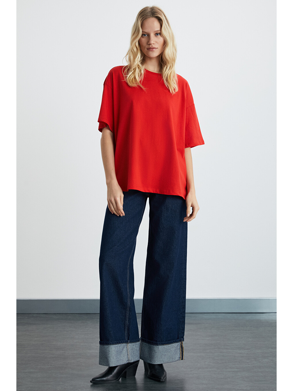 Kırmızı LAGERTHA Kadın %100 organik Pamuklu Kalın Dokulu Oversize Fit Yuvarlak Yakalı KIRMIZI T-Shirt-1