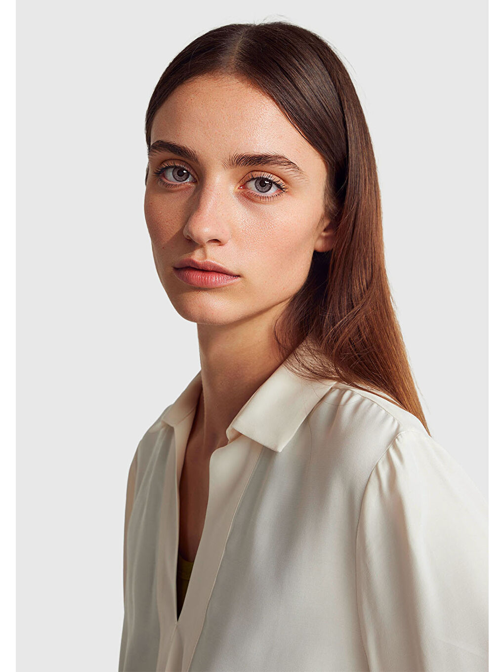 Ekru Kadın Krem %100 Viskoz Yarım Kol Gömlek Yaka Bluz-5