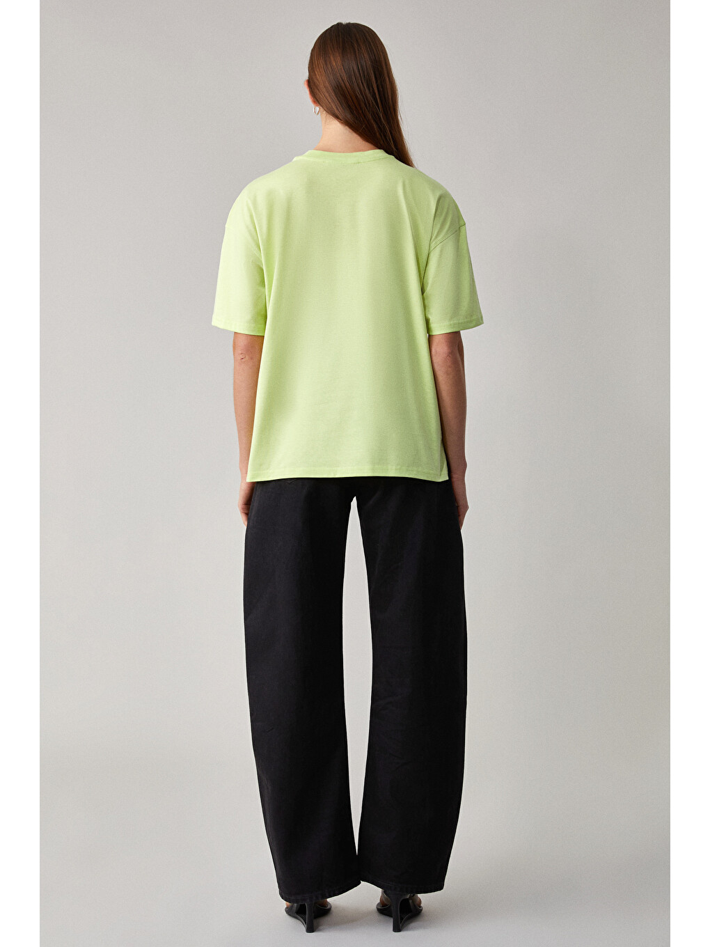 Yeşil Jemmy Kadın %100 Organik Pamuk Relaxed Fit Yırtmaçlı Yuvarlak Yakalı NEONYEŞİL-YEŞİL T-Shirt-4