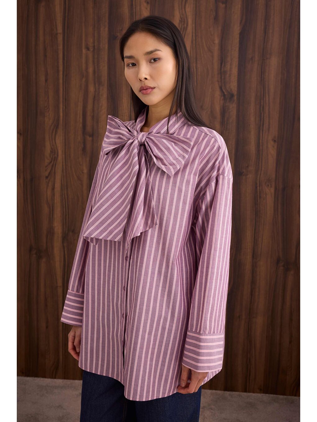 Fiyonk Detaylı Gömlek Bordo Çizgi-1