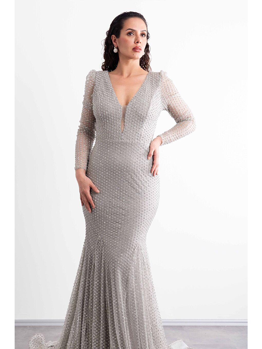 Gri Transparan Kollu,V Yaka,Taş Baskılı, Balık Model, Kuyruklu ,Şık Abiye-5