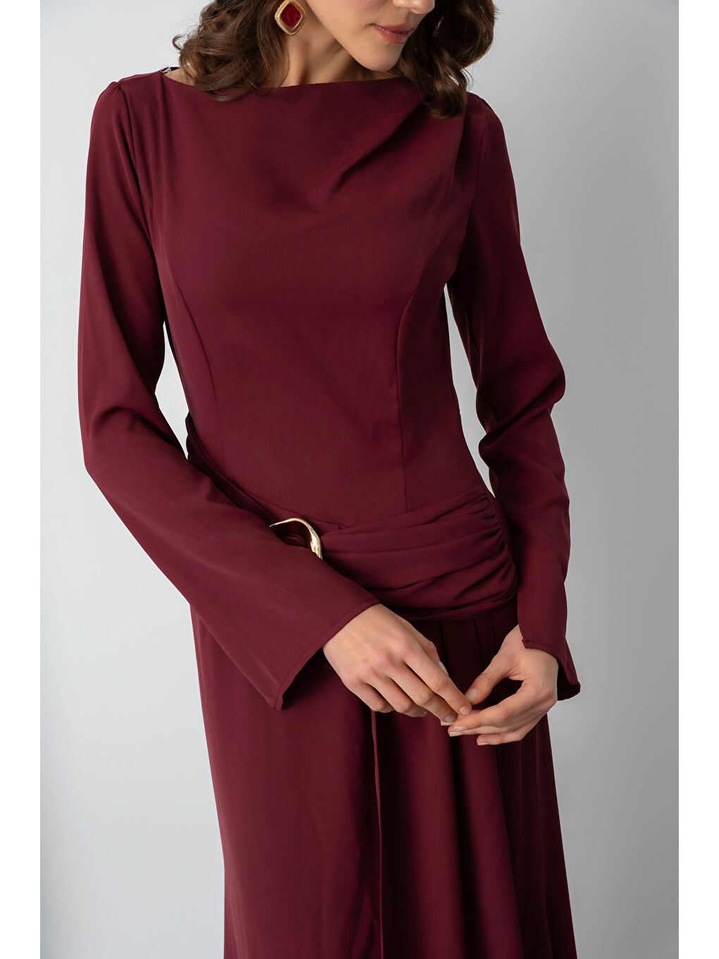 Kadın Bordo Aksesuar Detay Uzun Elbise-3
