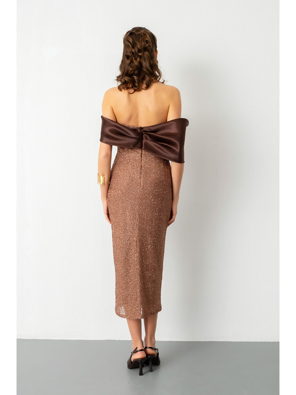 Kadın Kahverengi Yaka Detay Boncuklu Midi Söz Nişan Abiye Elbise-5