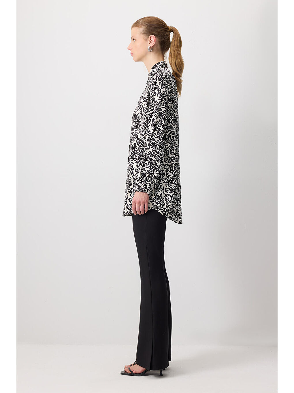 Siyah Desenli Oversıze Gömlek-2