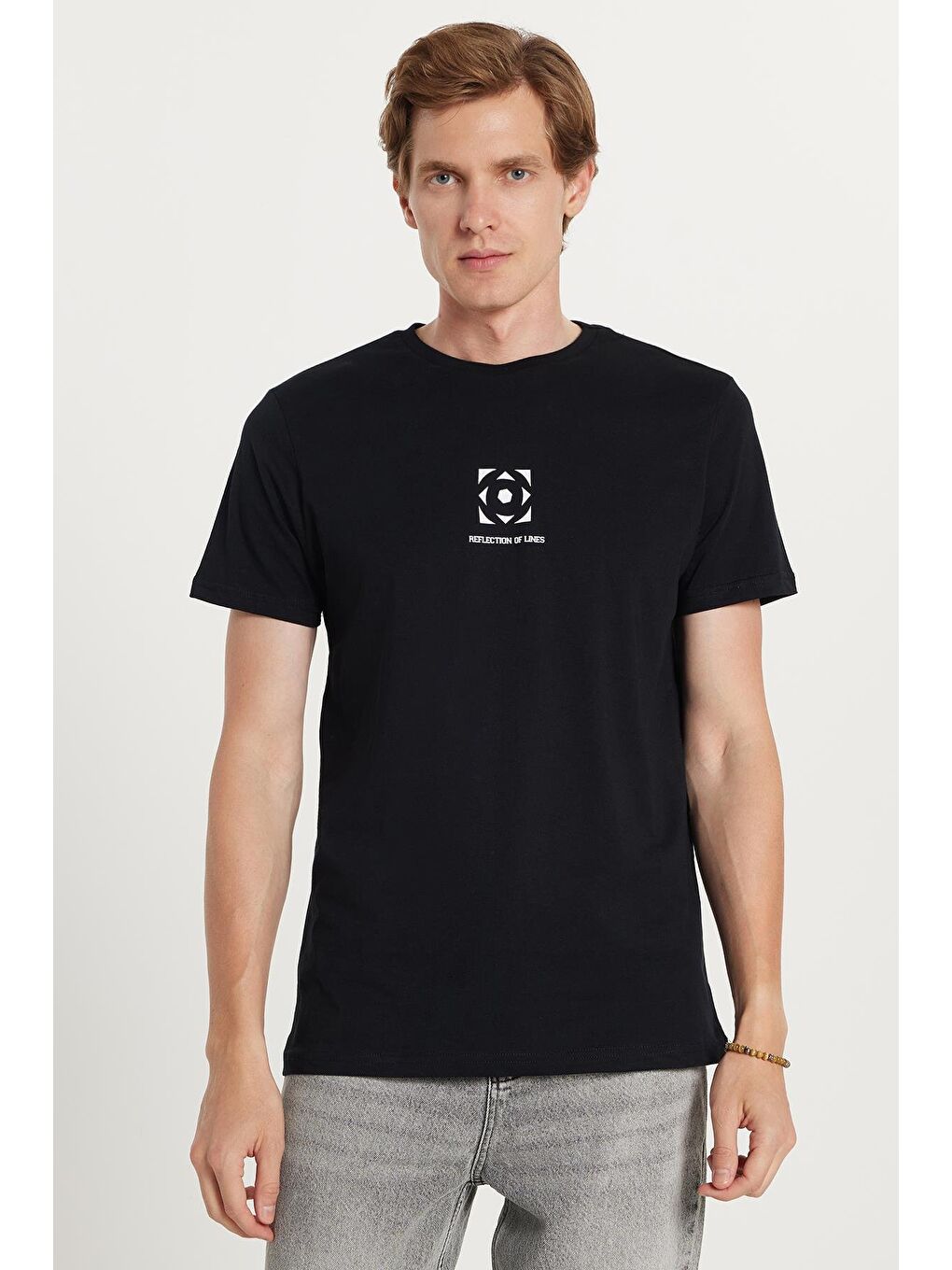 Erkek Slim Fit Dar Kesim %100 Pamuk Yumuşak Dokulu Baskılı Siyah Bisiklet Yaka Tişört-3