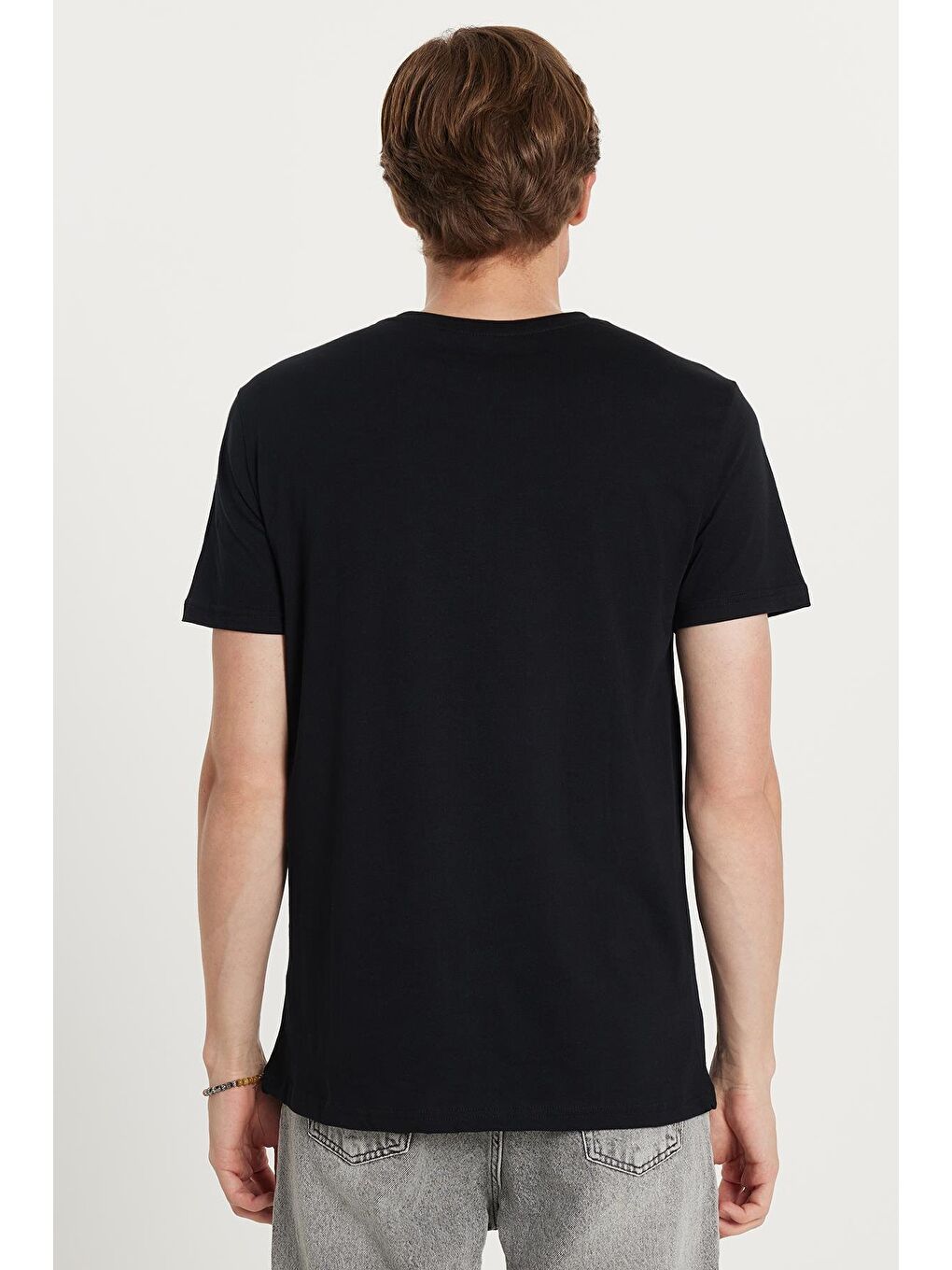 Erkek Slim Fit Dar Kesim %100 Pamuk Yumuşak Dokulu Baskılı Siyah Bisiklet Yaka Tişört-4