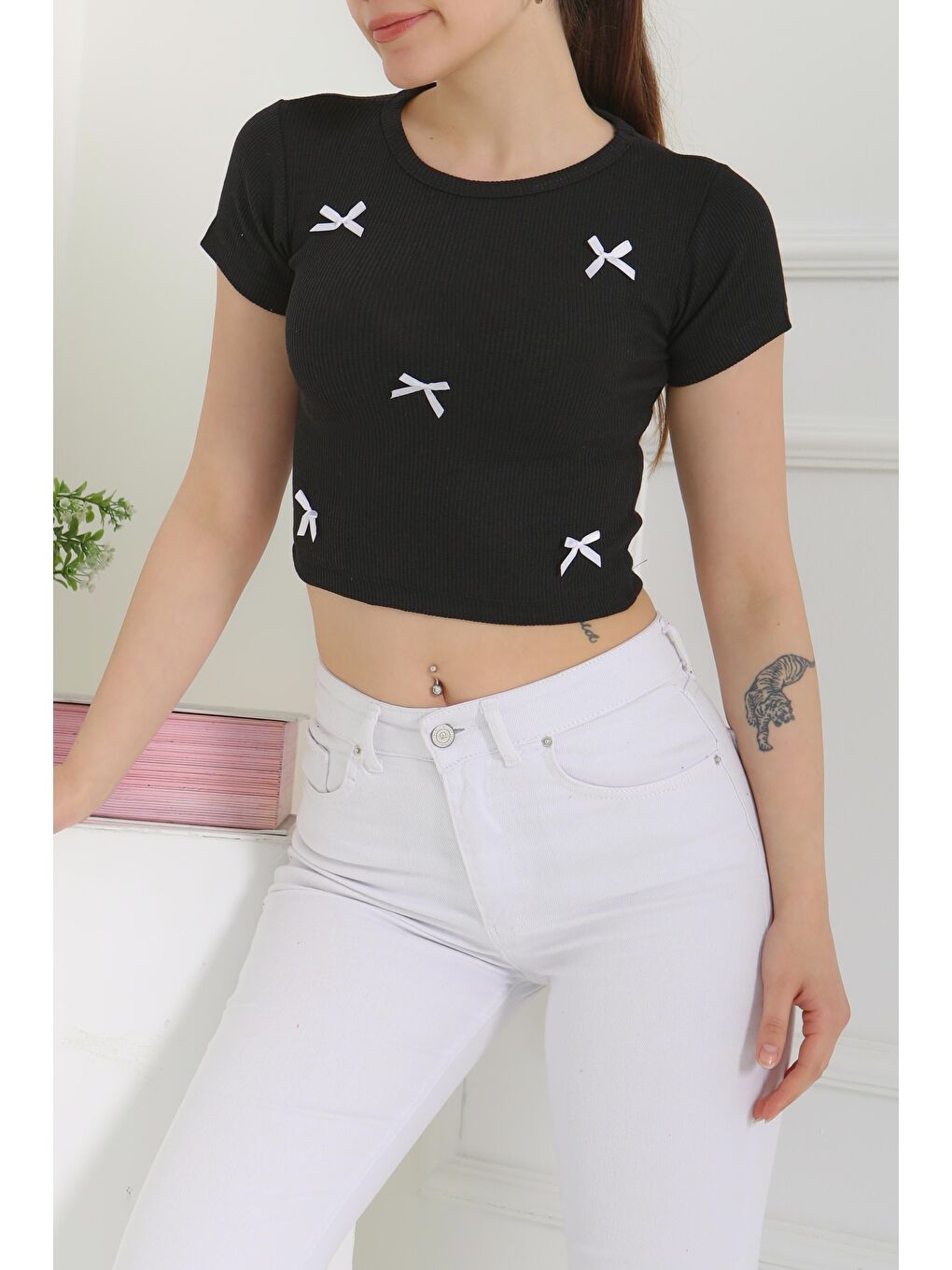 Kurdale Detaylı Bady Siyah - 27142-1