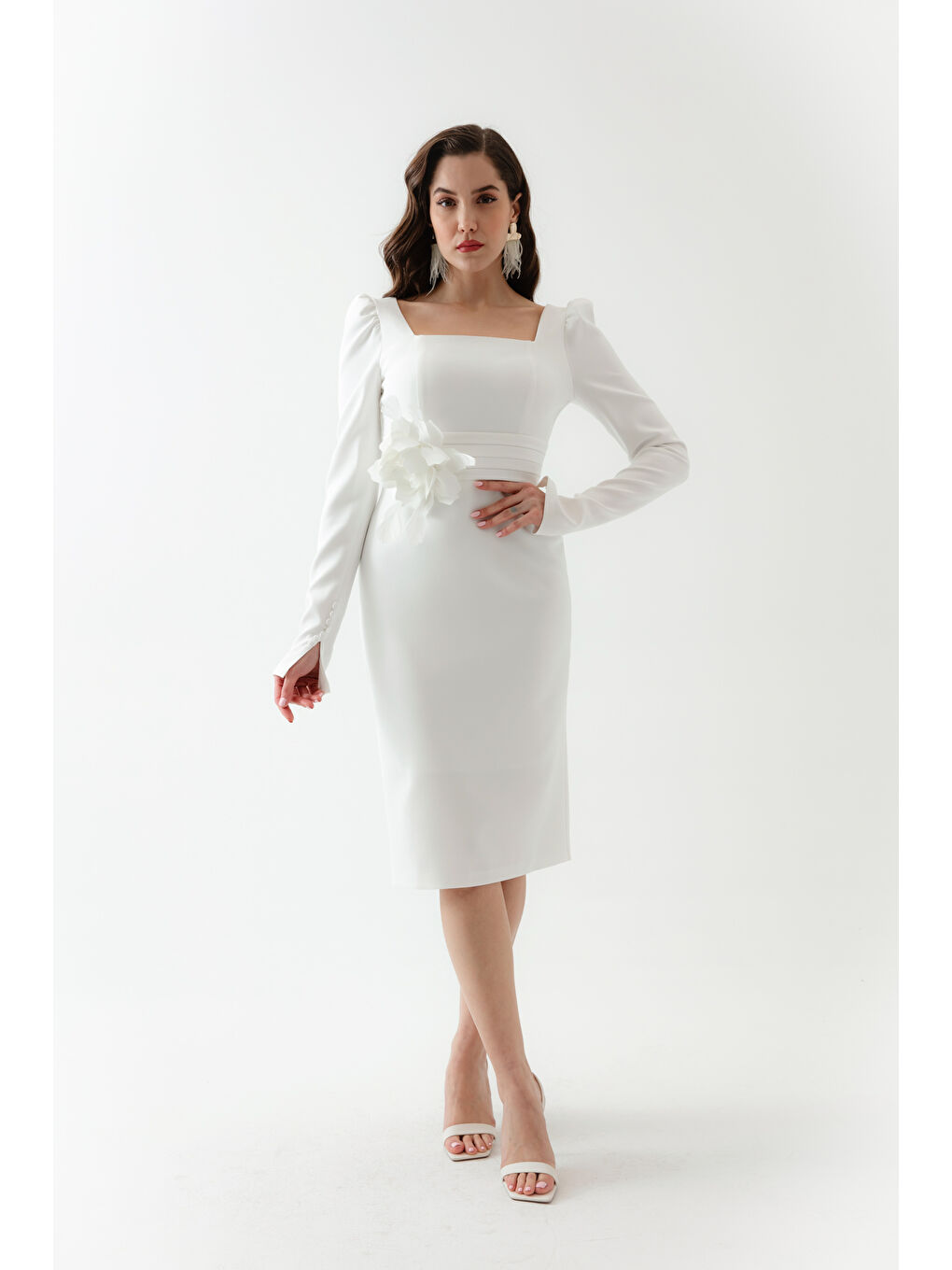 Kadın Beyaz Gül Detaylı Uzun Kol Söz Nişan Nikah Abiye Elbise-1