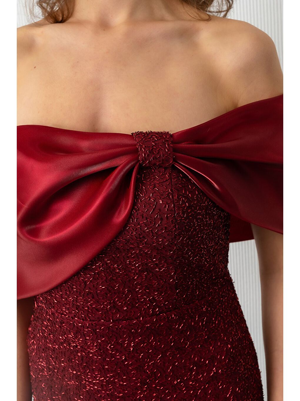 Kadın Bordo Yaka Detay Boncuklu Midi Söz Nişan Abiye Elbise-3