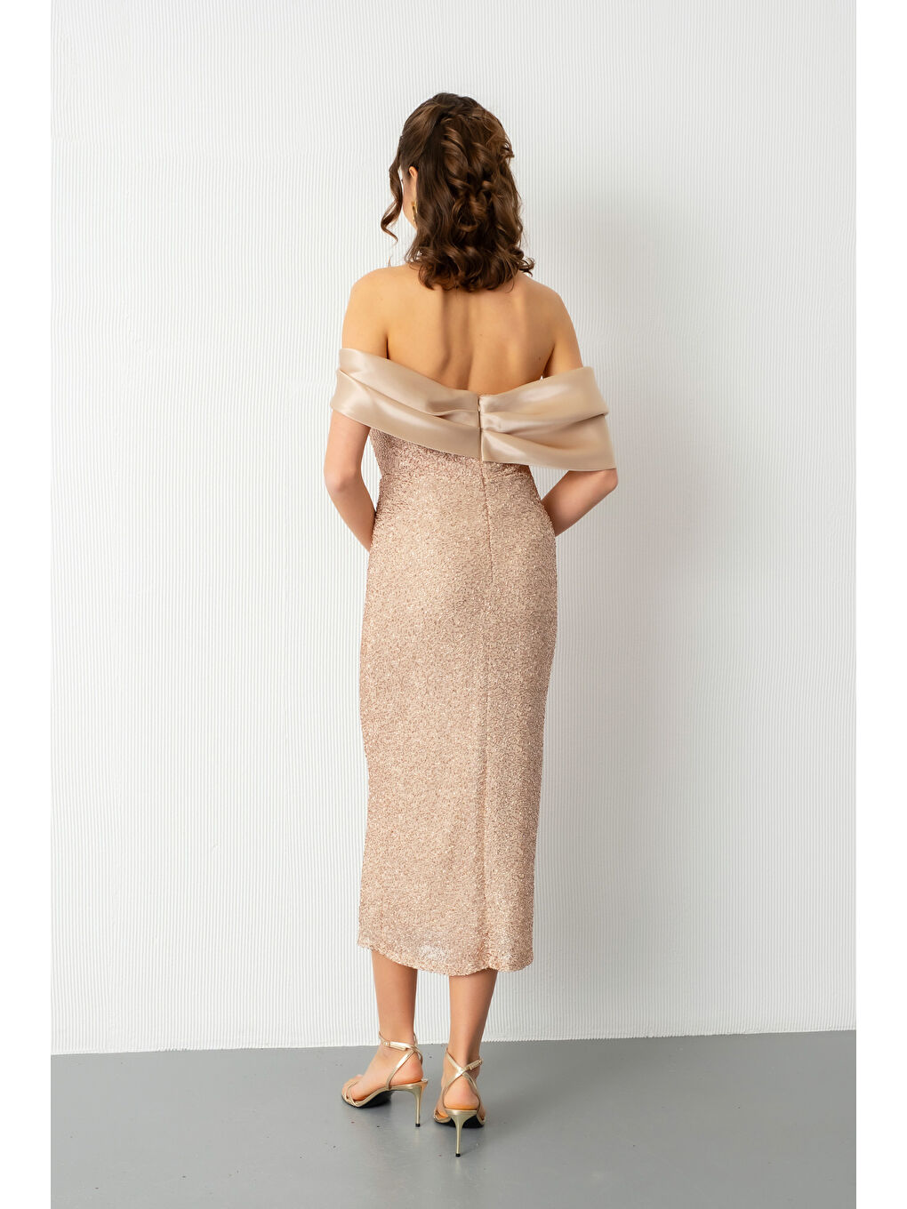 Kadın Bej Yaka Detay Boncuklu Midi Söz Nişan Abiye Elbise-5