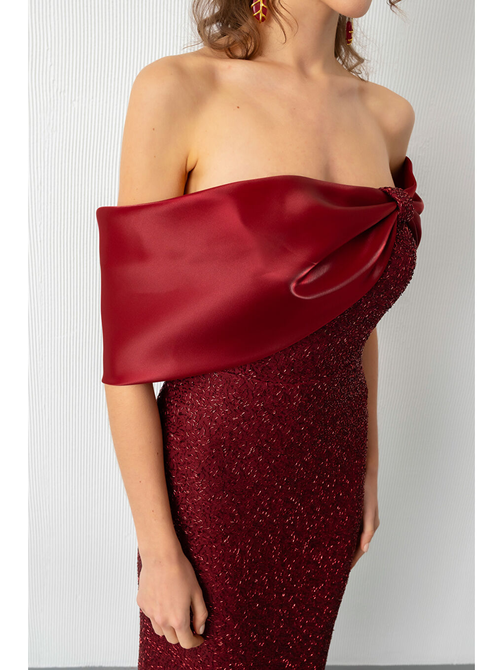 Kadın Bordo Yaka Detay Boncuklu Midi Söz Nişan Abiye Elbise-4