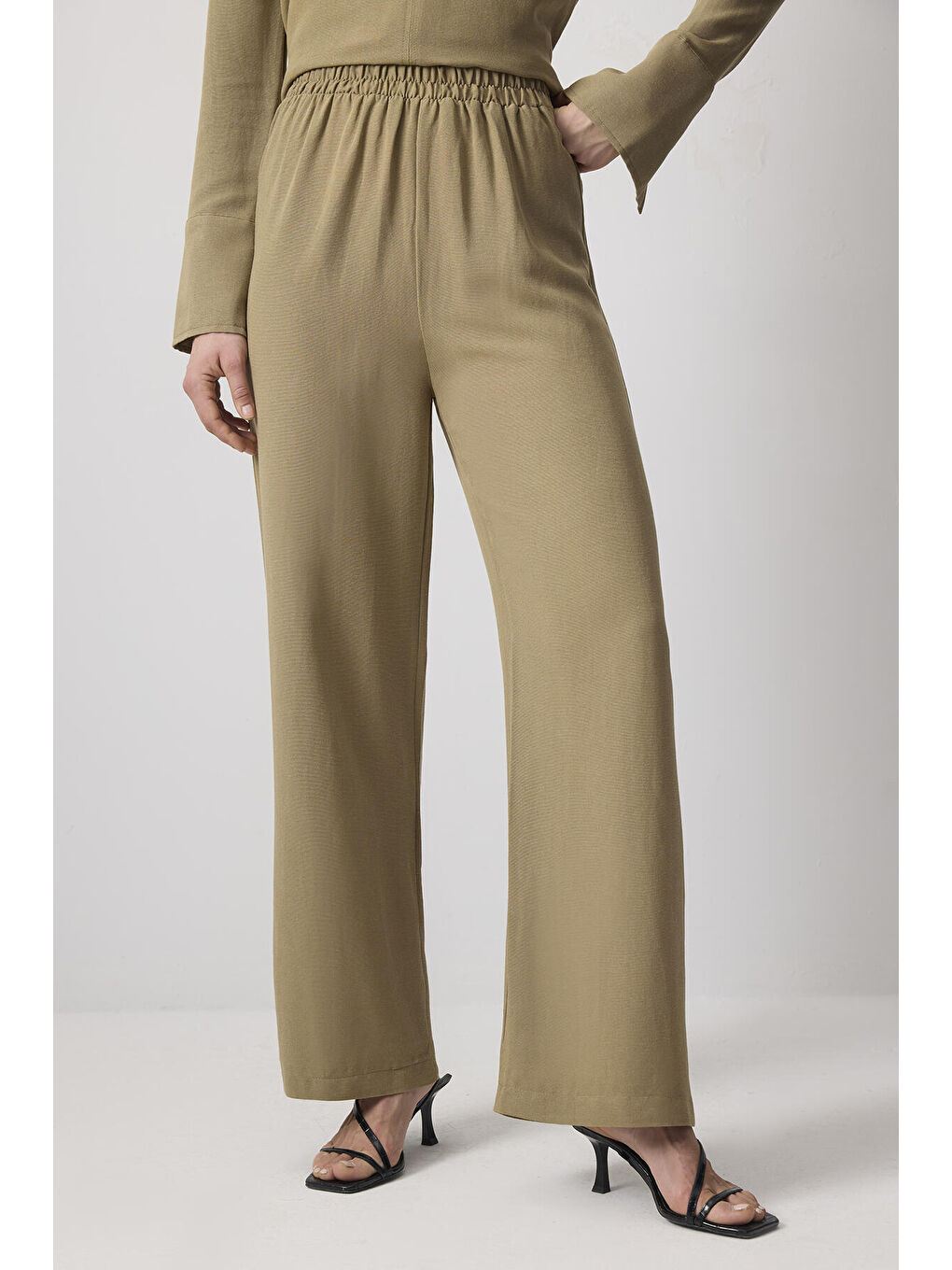 Haki Belden Bağlamalı Doğal Dokulu Takım-4