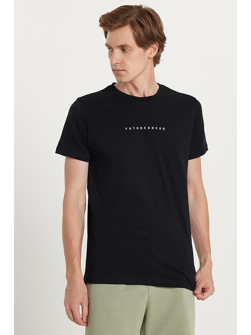 Erkek Slim Fit Dar Kesim %100 Pamuk Yumuşak Dokulu Baskılı Siyah Bisiklet Yaka Tişört-3