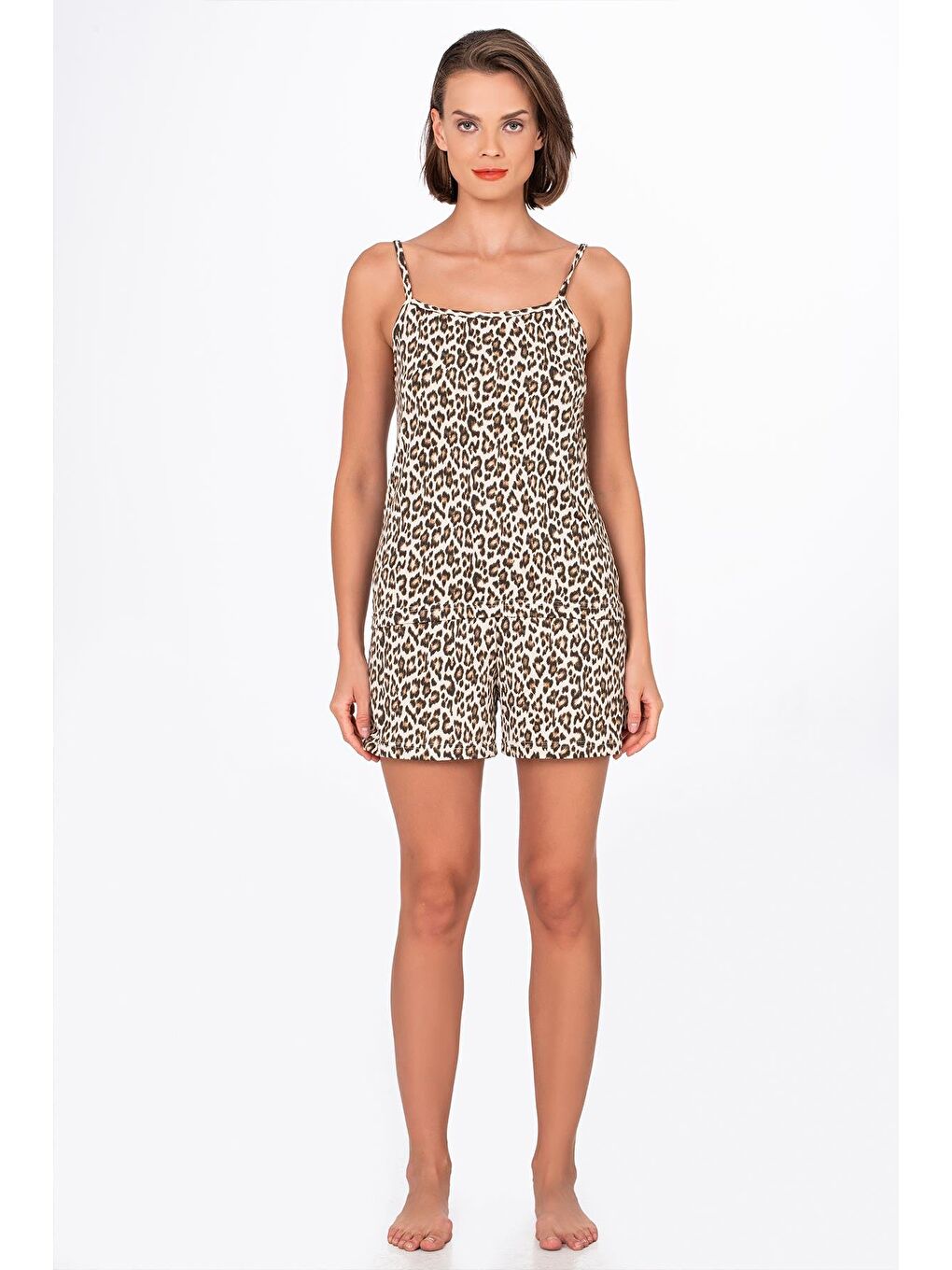 Bej Kadın Leopar Desenli İp Askılı Şortlu Pijama Takımı