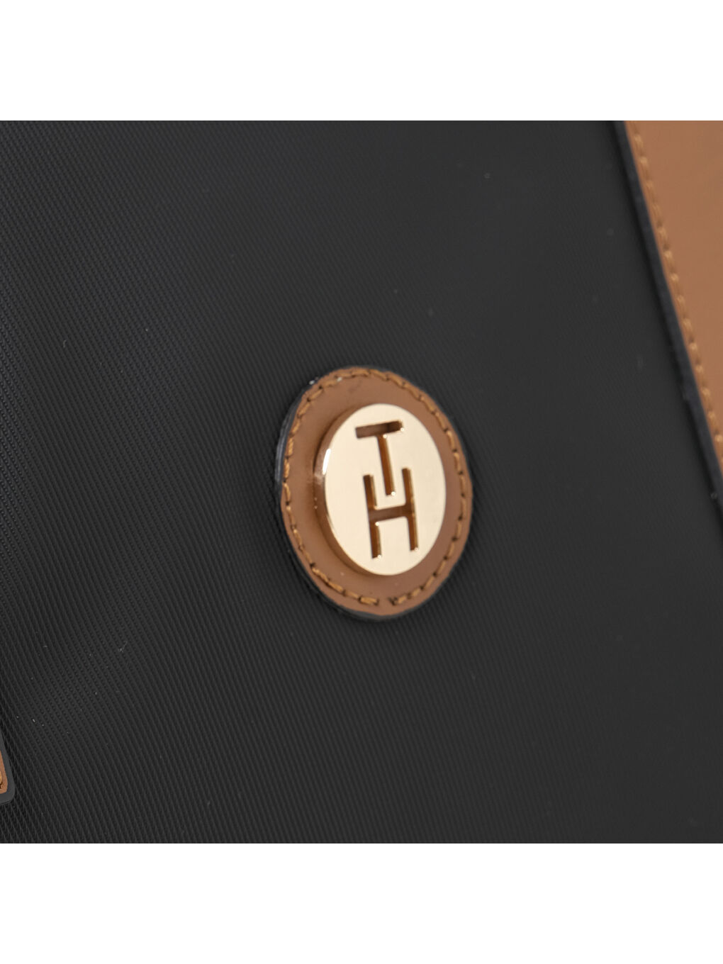 Kadın Seyahat Çantası TH-YK15115 Siyah-Taba-2