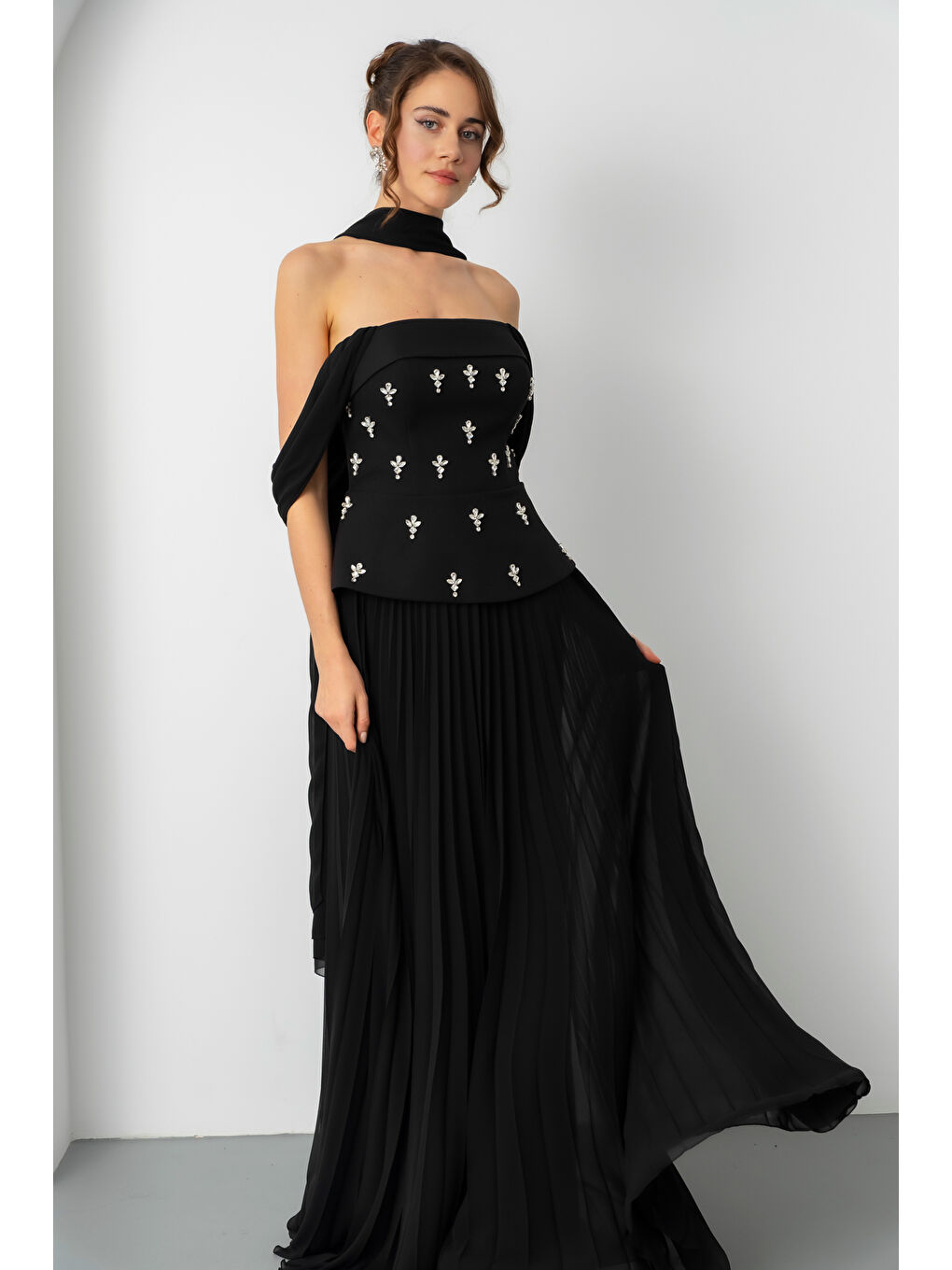 Kadın Siyah Straplez Yaka Taşlı Uzun Söz Nişan Nikah Abiye Elbise-1