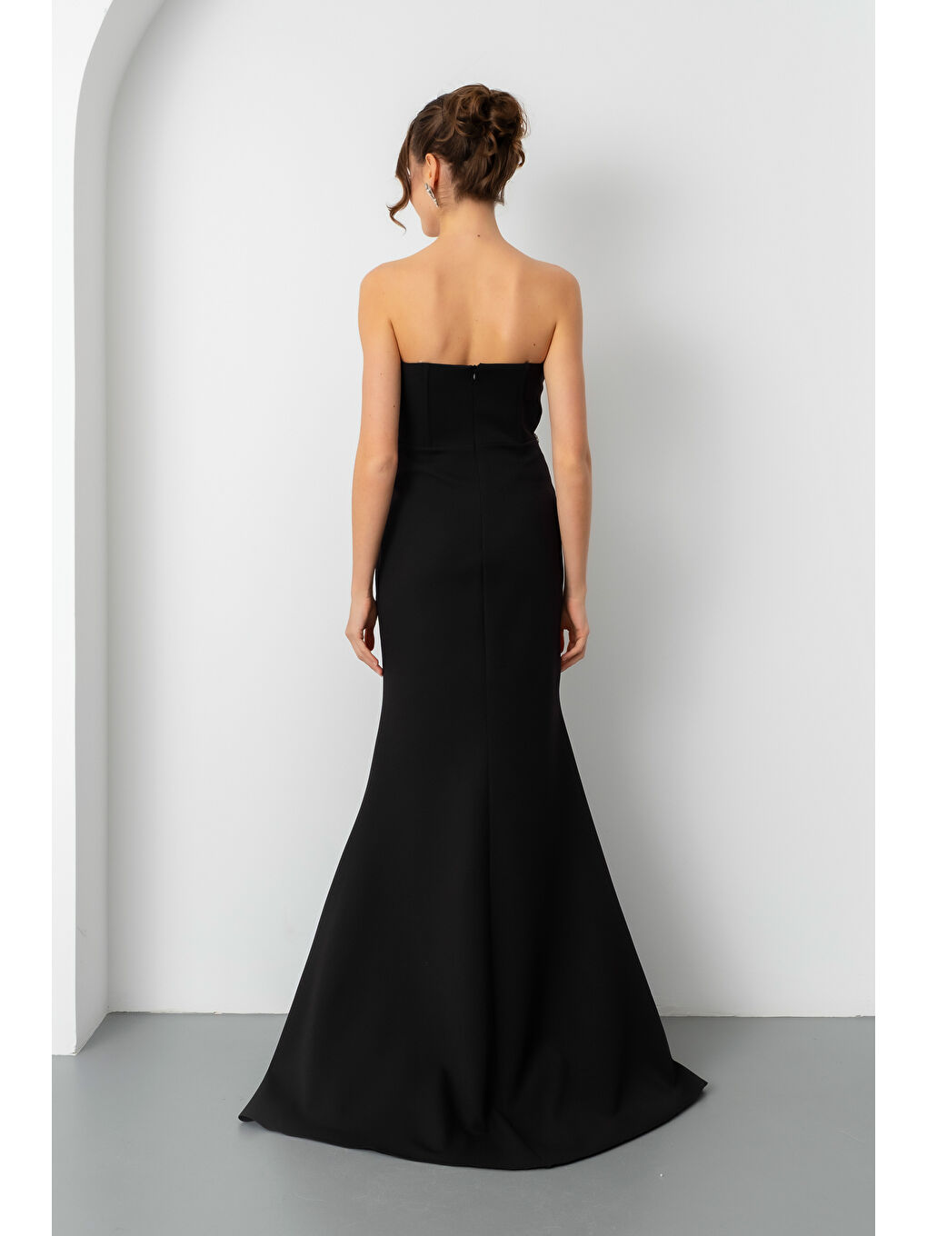 Kadın Siyah Straplez Taşlı Peplum Kesim Söz Nişan Nikah Abiye Elbise-5