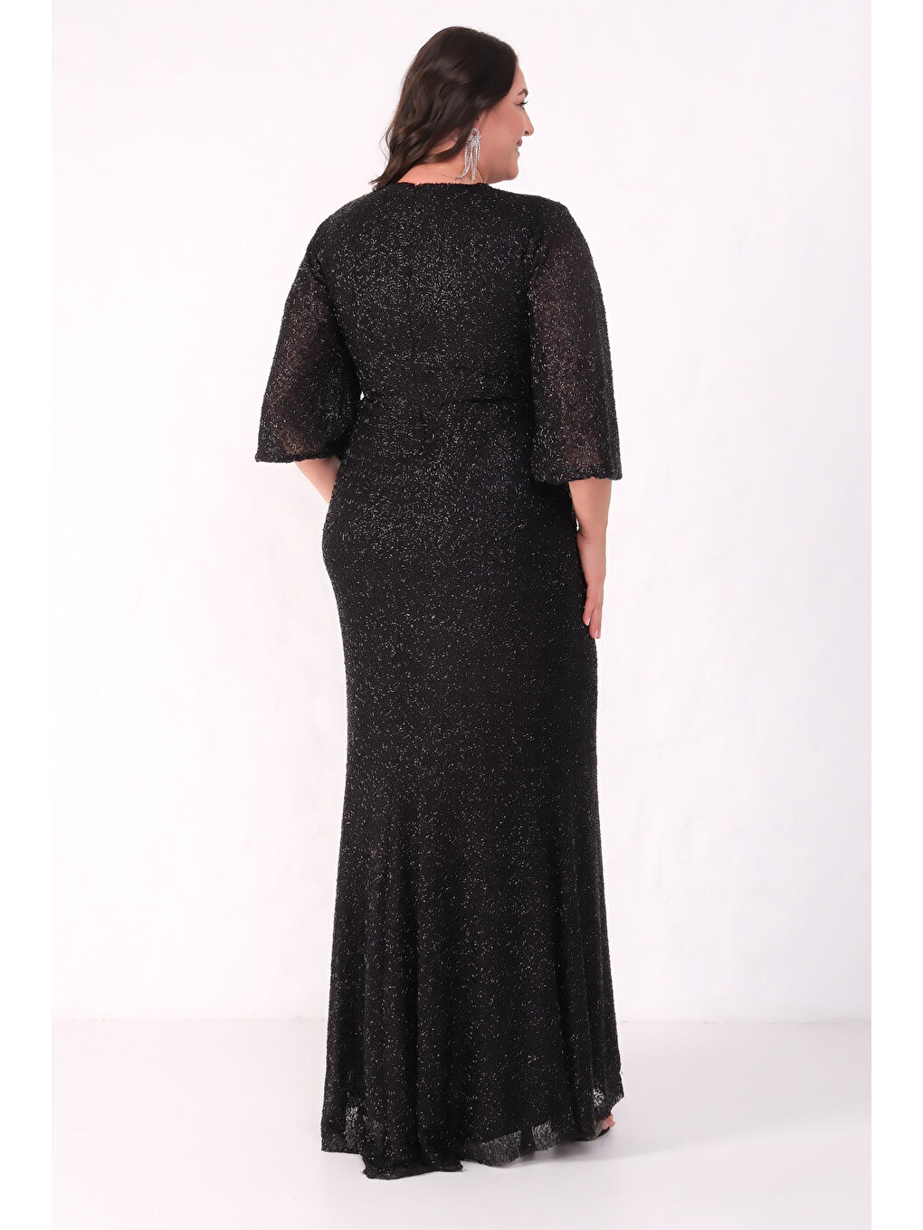 Kadın Siyah V Yaka Boncuklu Büyük Beden Abiye Elbise-5