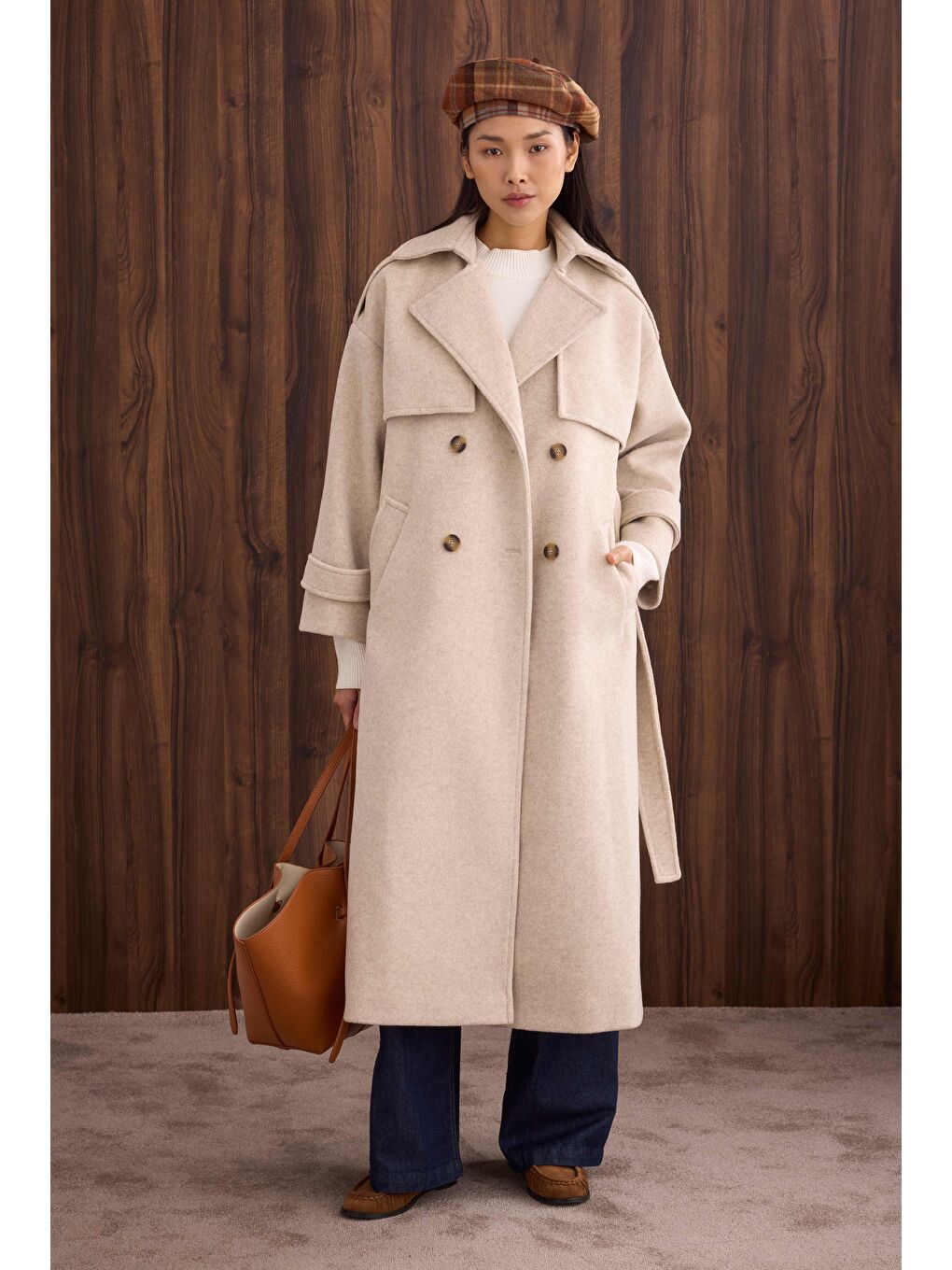 Rüzgarlıklı Uzun Kaban Bej