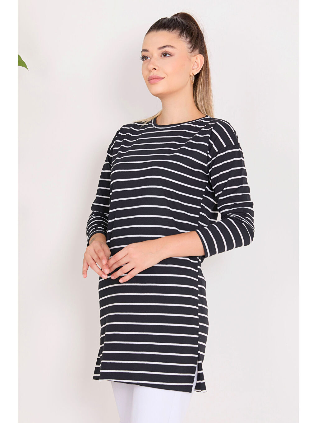 Çİzgili Yırtmaçlı Tunik Siyah - 27134-1