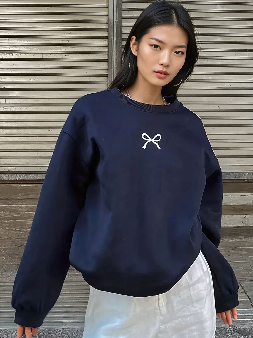 Lacivert Kurdele Nakışlı Oversize Üç İplik Sweatshirt