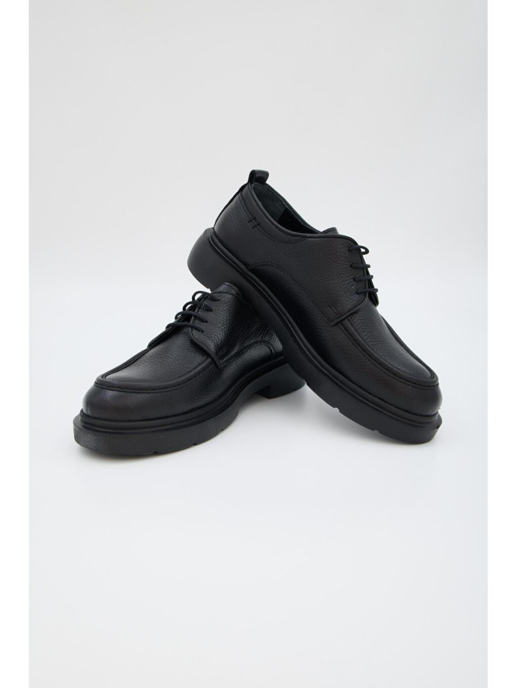 Siyah Orijinal Deri Kalın Taban Bağcıklı Günlük Klasik Ayakkabı-5
