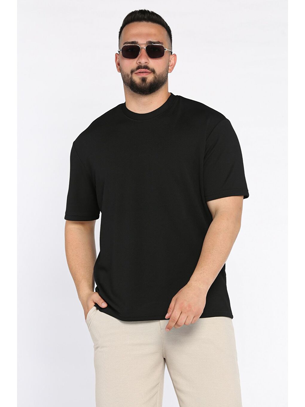 Siyah Erkek Bisiklet Yaka Tişört