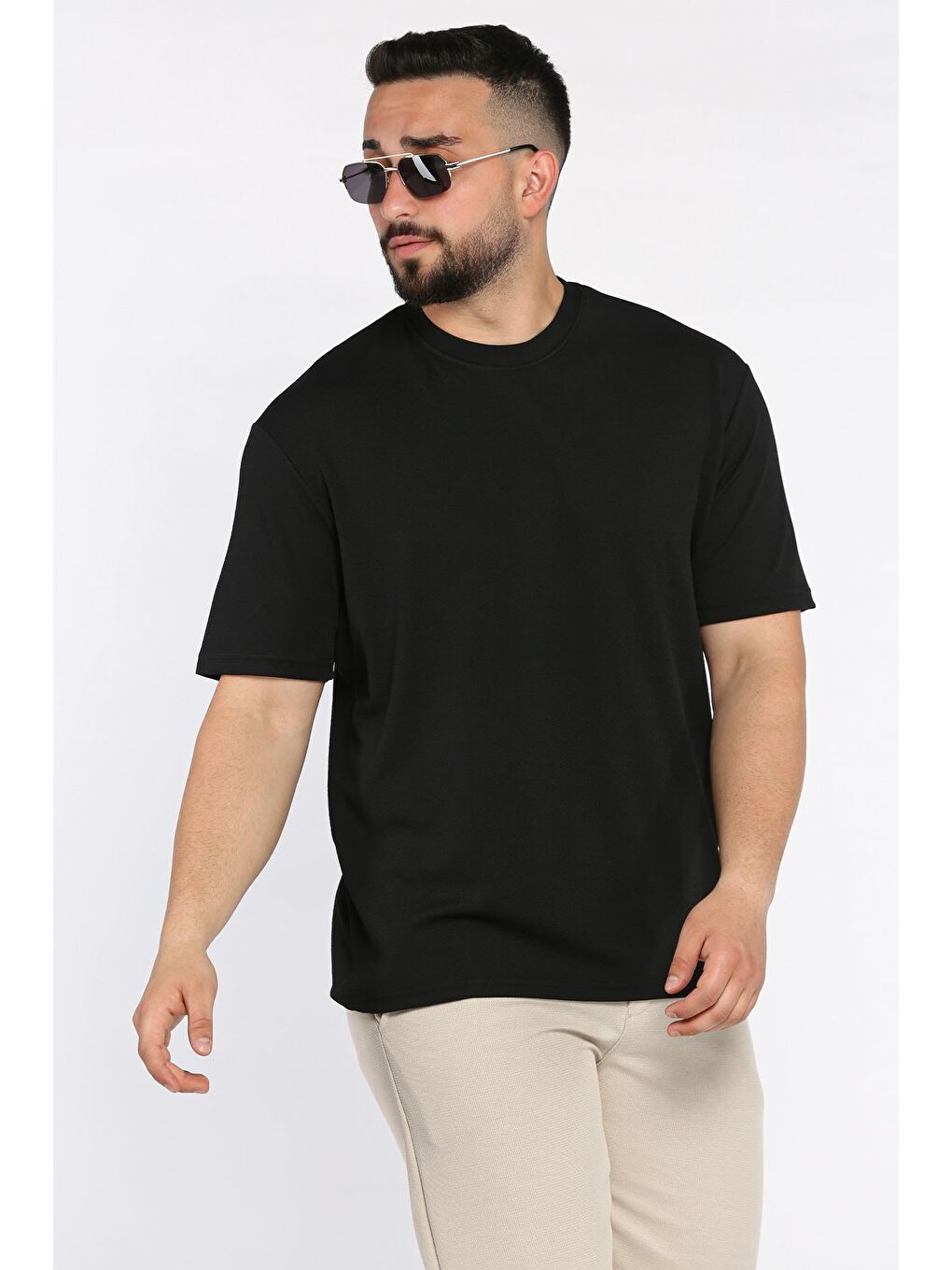 Siyah Erkek Bisiklet Yaka Tişört-1