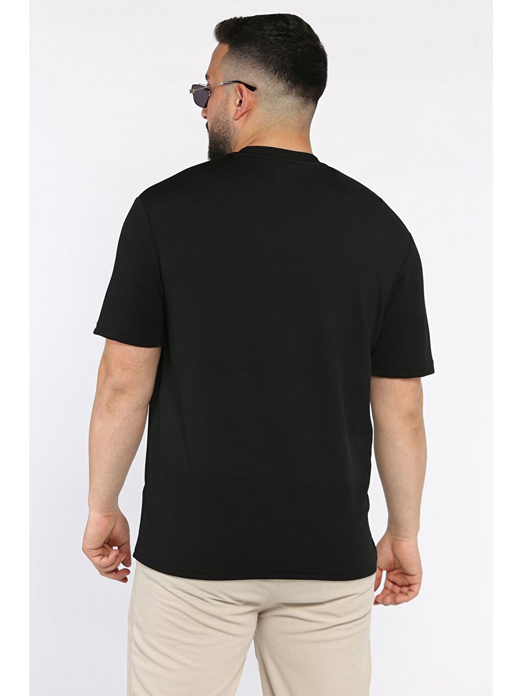 Siyah Erkek Bisiklet Yaka Tişört-2