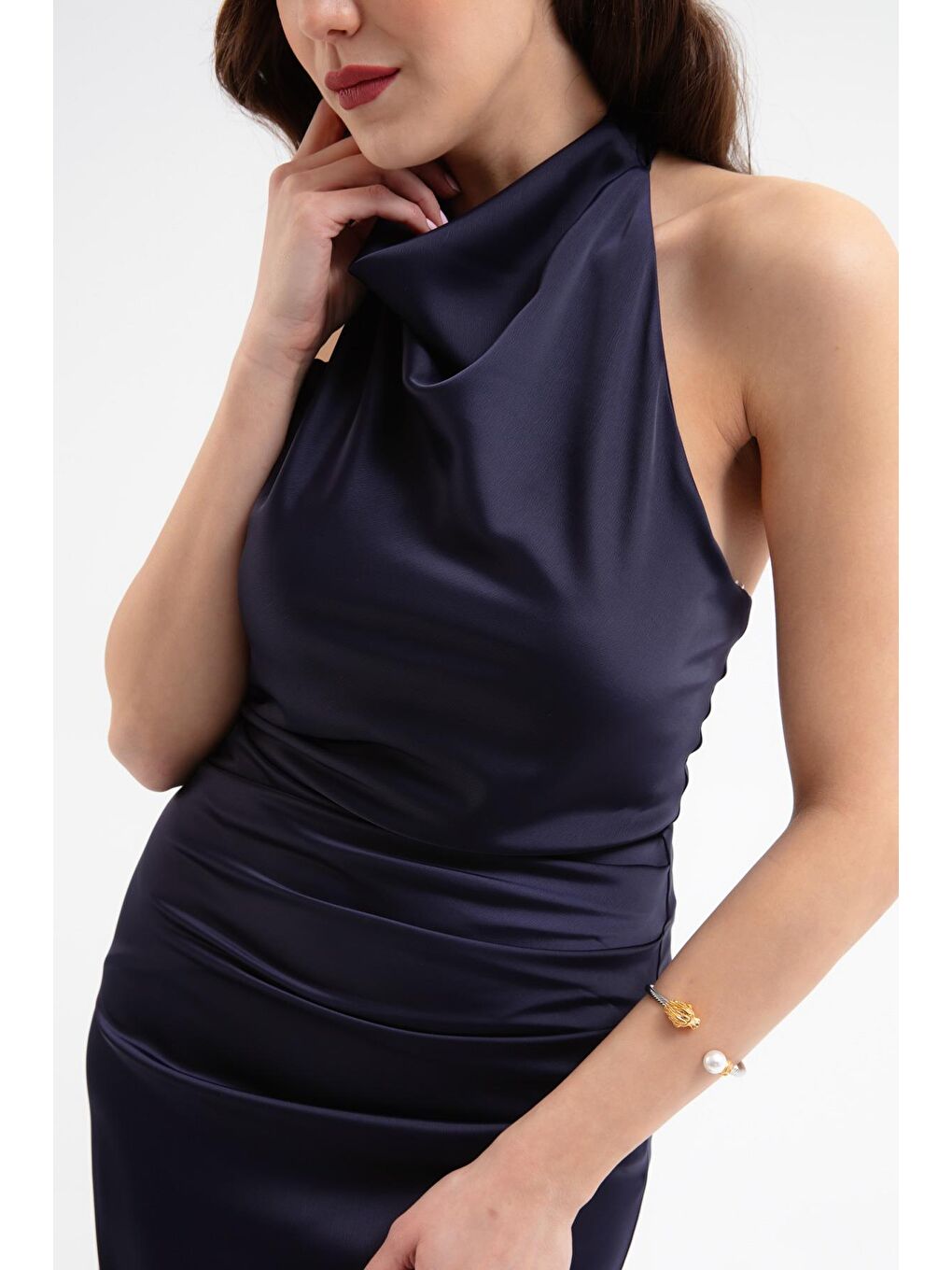 Kadın Lacivert Sırt Dekolteli Uzun Saten Abiye Elbise-2