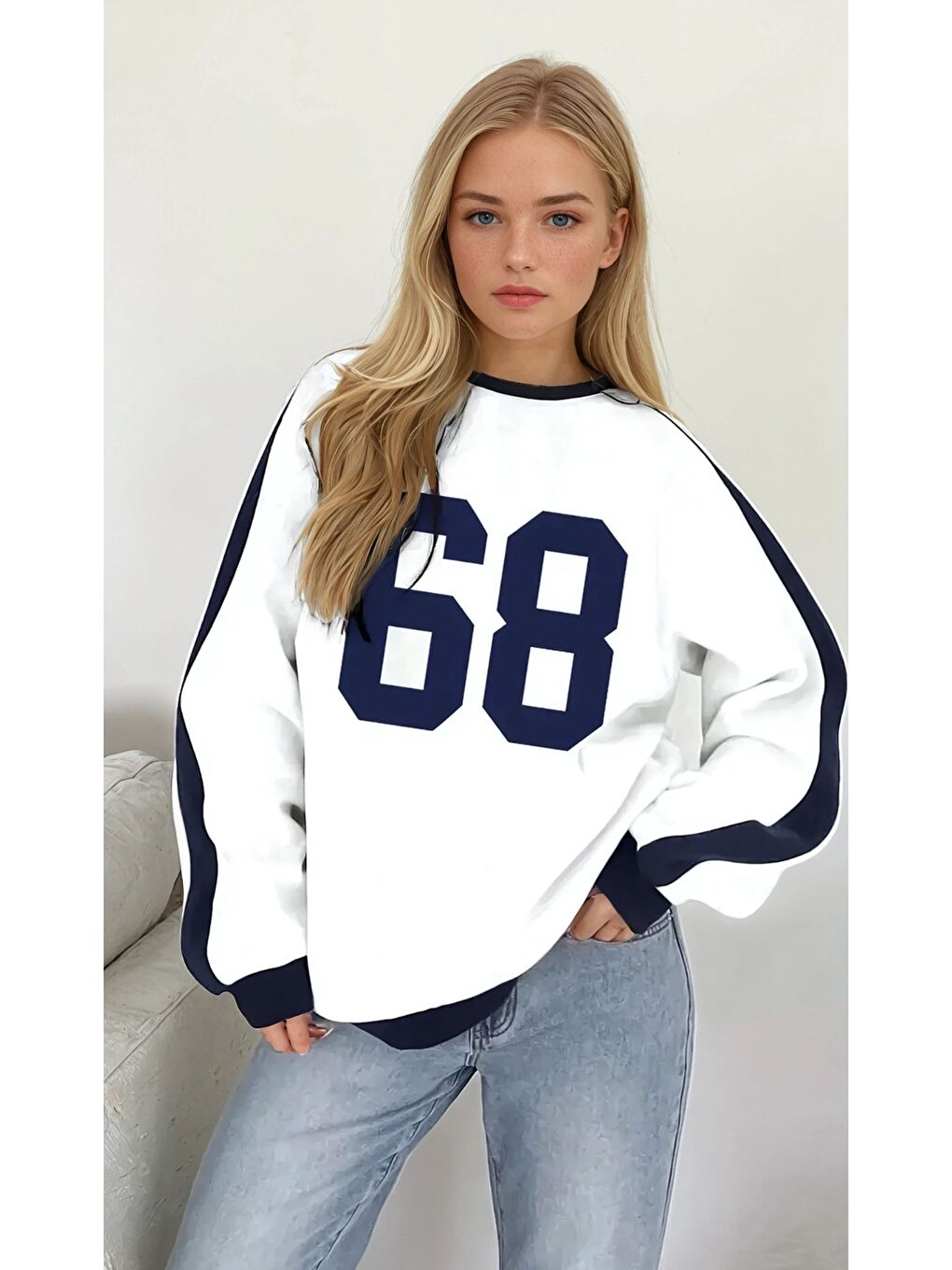 Beyaz Lacivert 68 Baskılı Üç İplik Oversize Sweatshirt