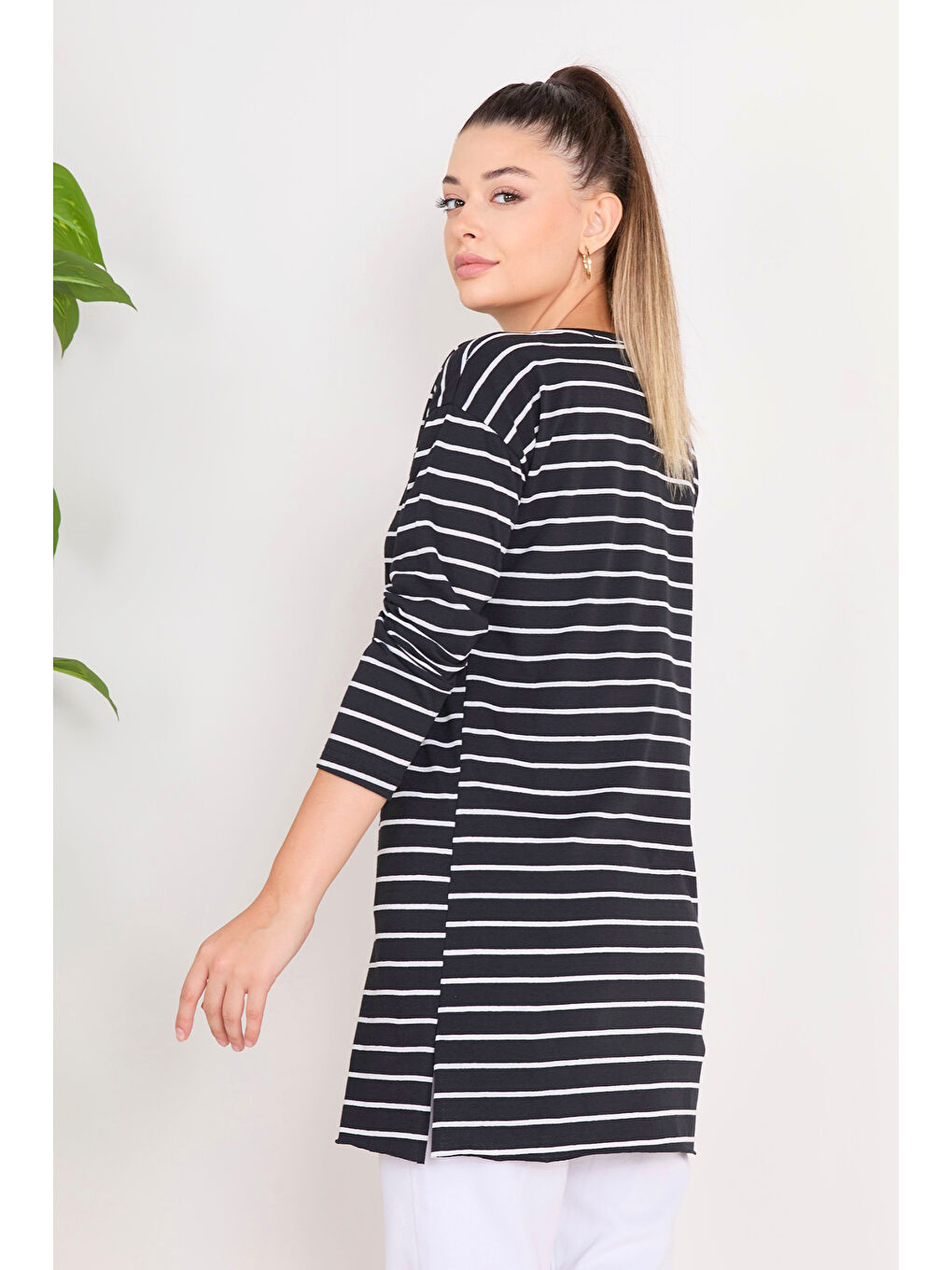 Çİzgili Yırtmaçlı Tunik Siyah - 27134-4