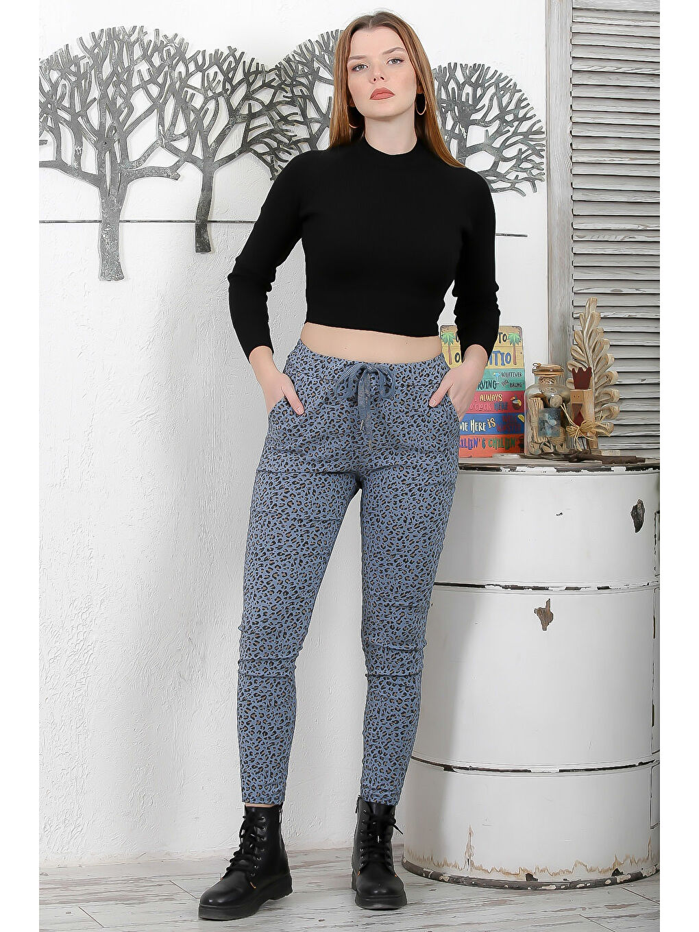 İtalyan Leopar Mavi Lastikli Ve Bağlamalı Bel Dar Paça Casual Dokuma Pantolon-1