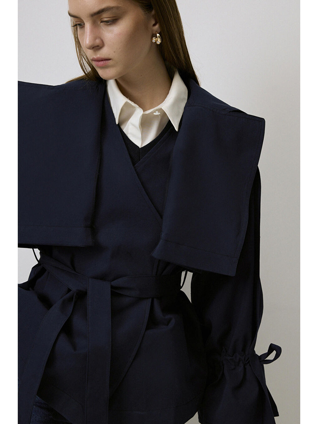 Lacivert Kuşaklı Kısa Trençkot-5