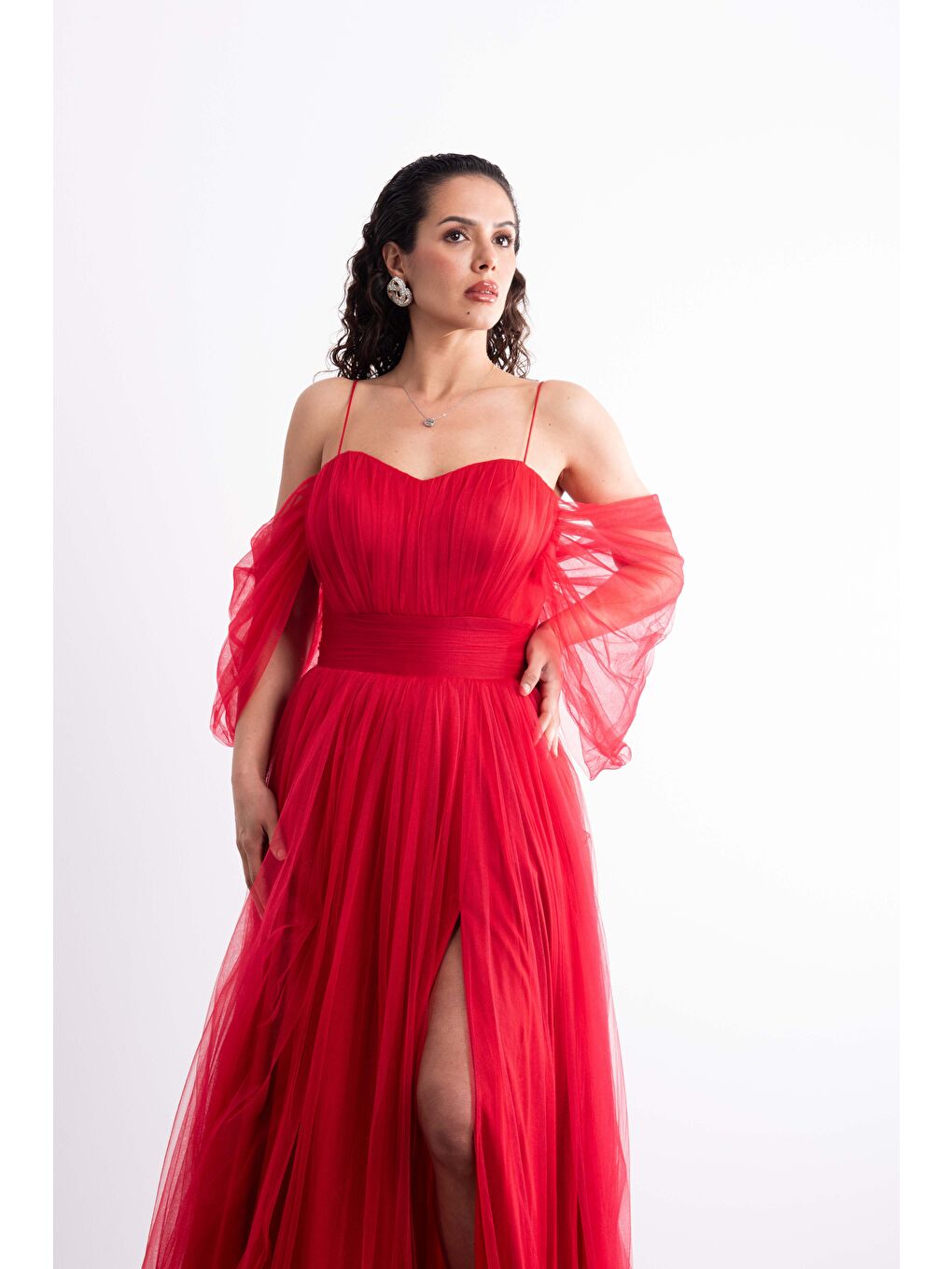 Kırmızı Spagetti Askılı,Romantik ,Önü Yırtmaçlı,Tüllü, Prenses Model Abiye-6