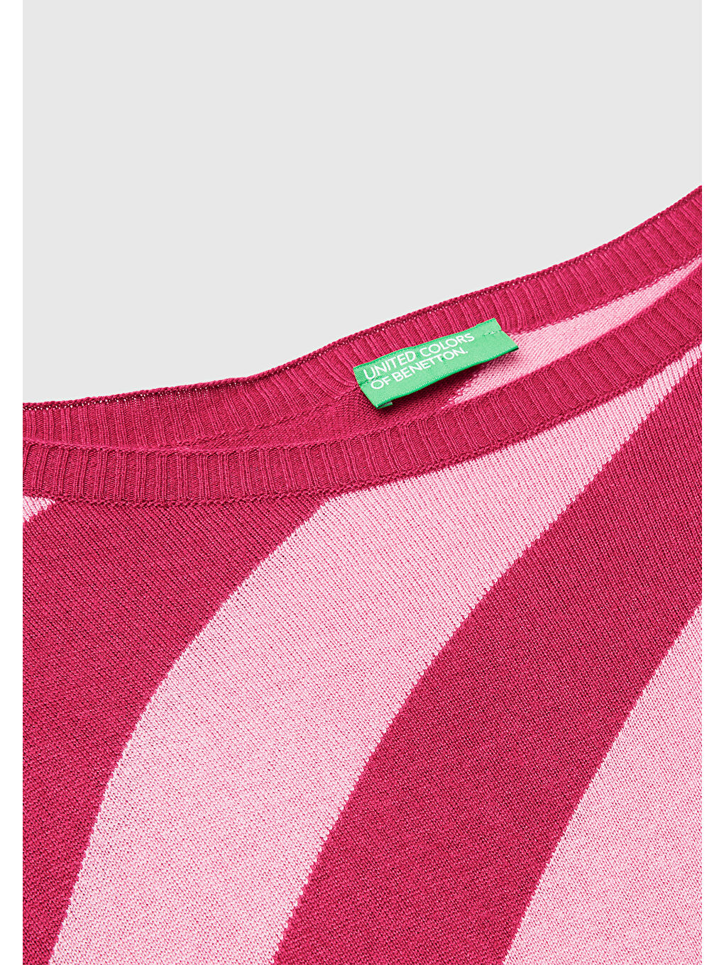 Kadın Fuşya Viskoz ve Yün Karışımlı Çizgi Desenli Kayık Yaka Kazak-6