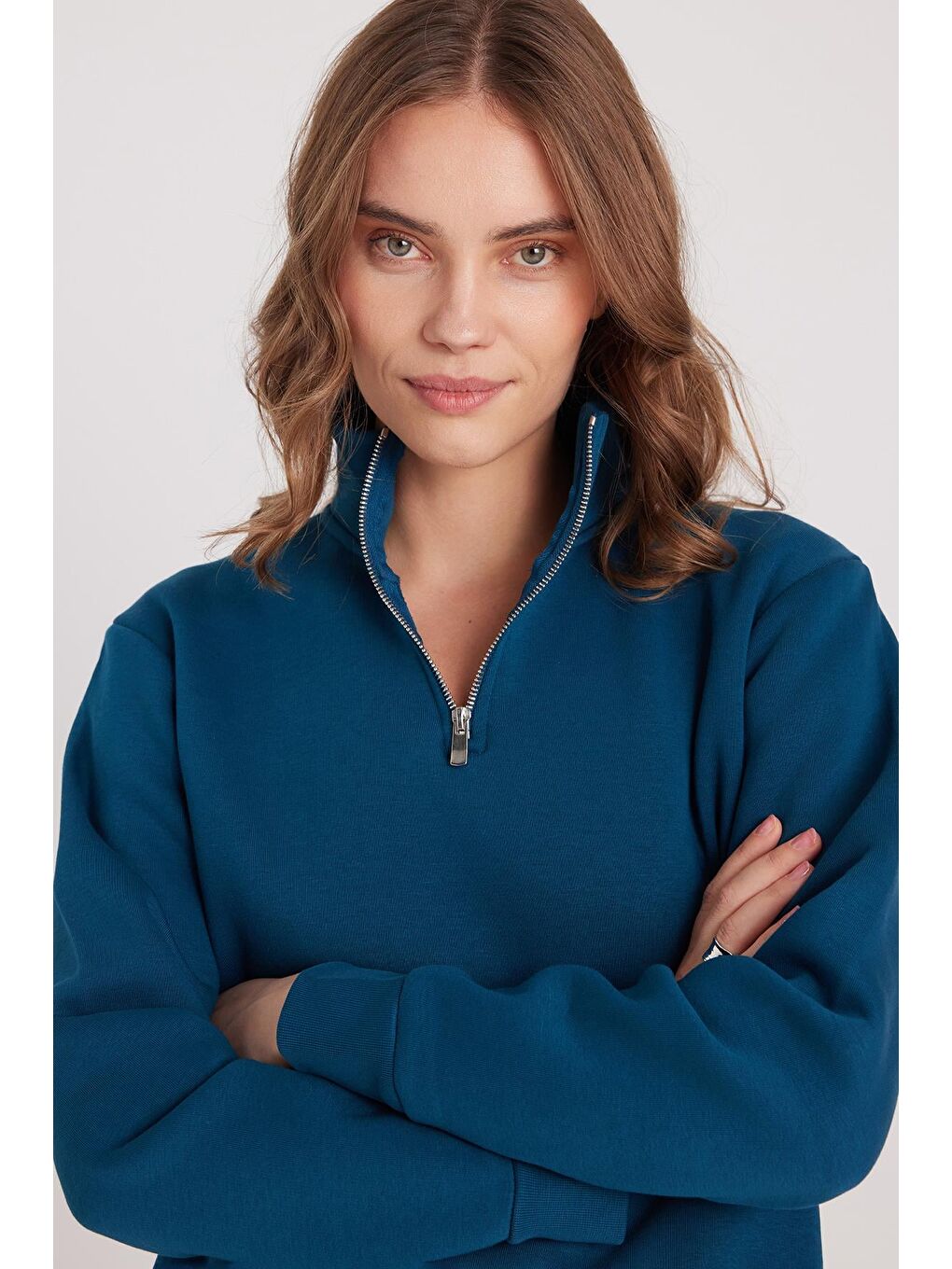 Kadın Relax Fit Rahat Kesim Pamuklu İçi Polarlı Yarım Fermuarlı İndigo Dik Yaka Sweatshirt-1