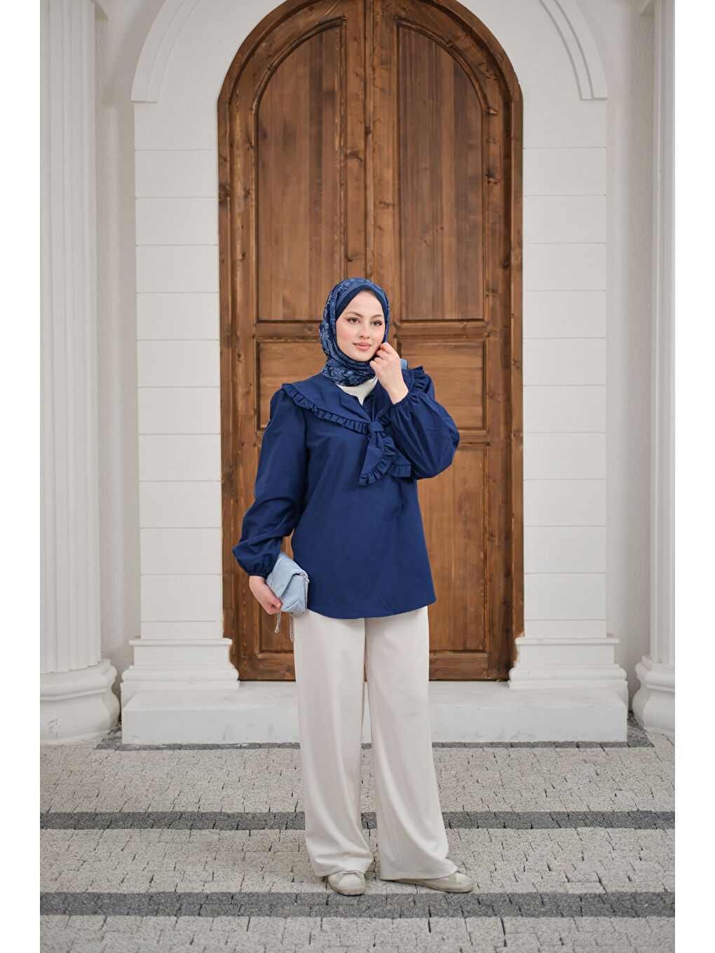 Kadın Yakası Fırfırlı Basic Gömlek Lacivert-2