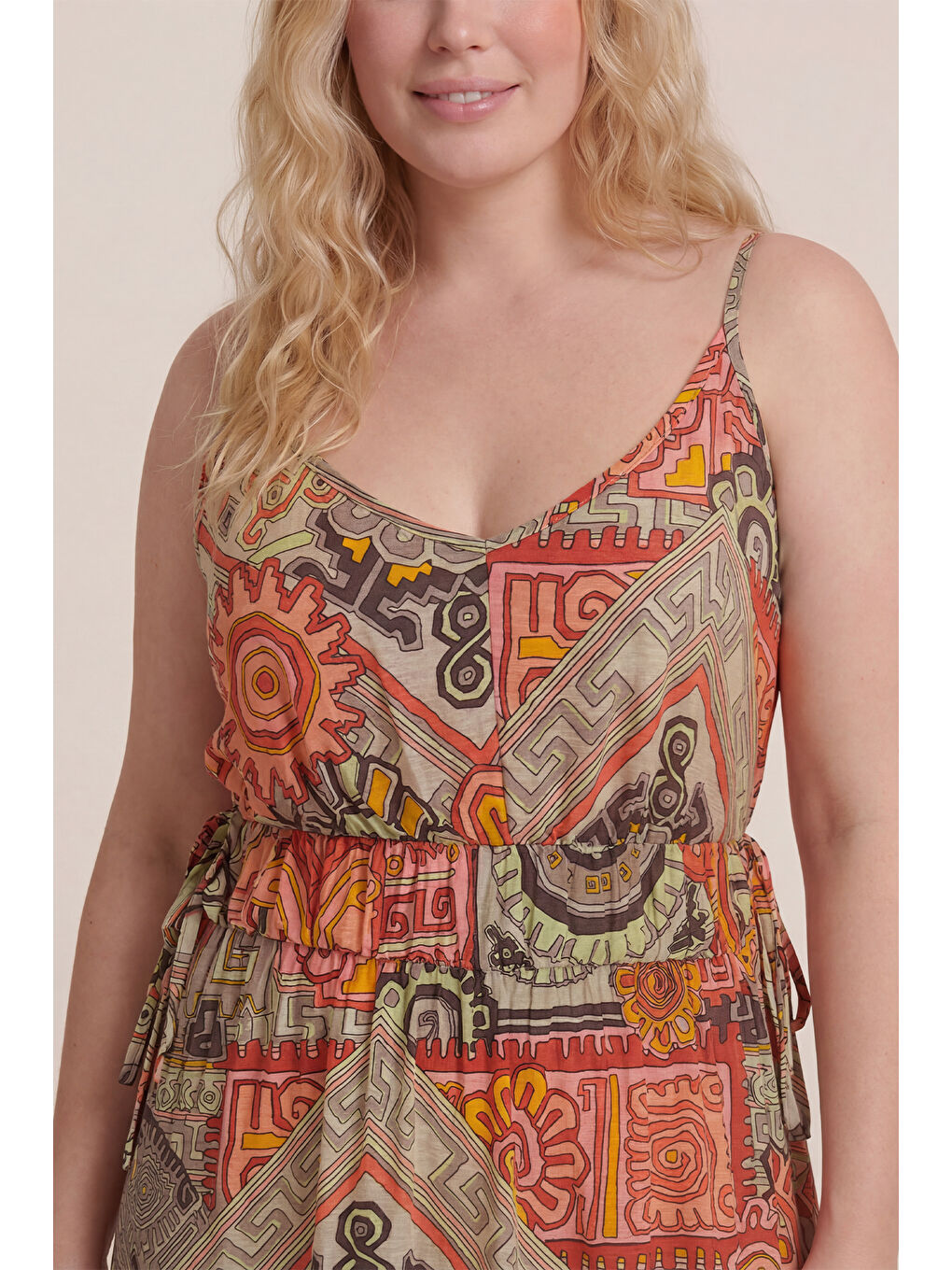 Yeşil V Yaka Büzgülü Bağlama Detaylı Elbise