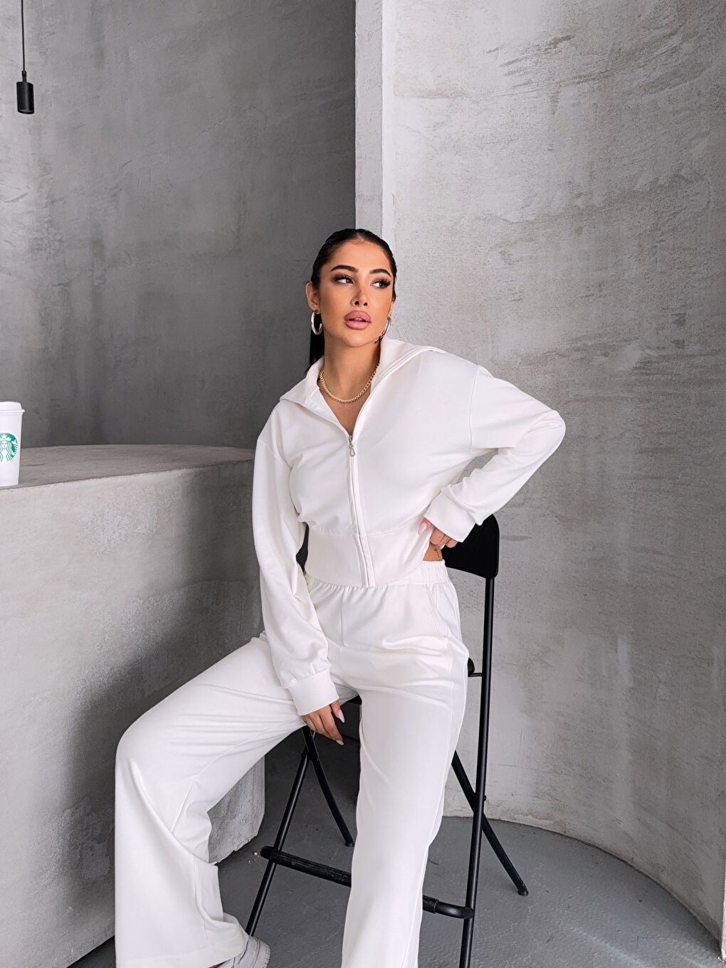 Modal Kumaş Crop Üst Eşofman Takım Beyaz-3