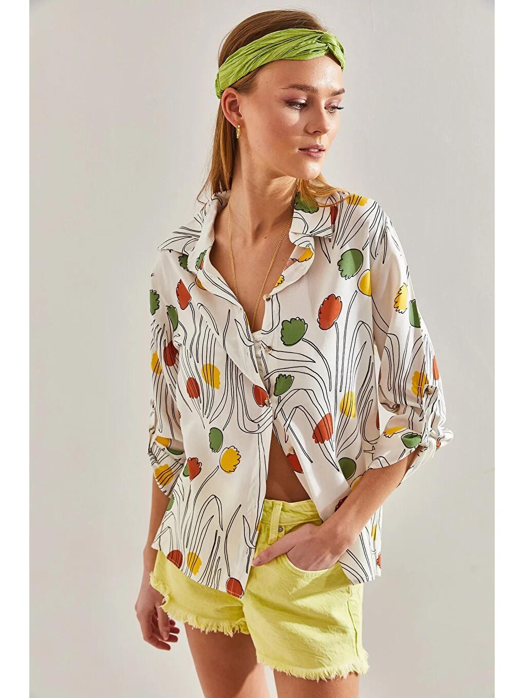 Ekru Kadın Kol Katlamalı Desenli Viskon Gömlek 60101031-4